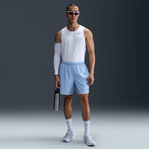 شورتات للجري-نايكي, نايكي تشالنجر بريذ, شورت الركض دراي-فت 2-في-1 للرجال - 7 إنش