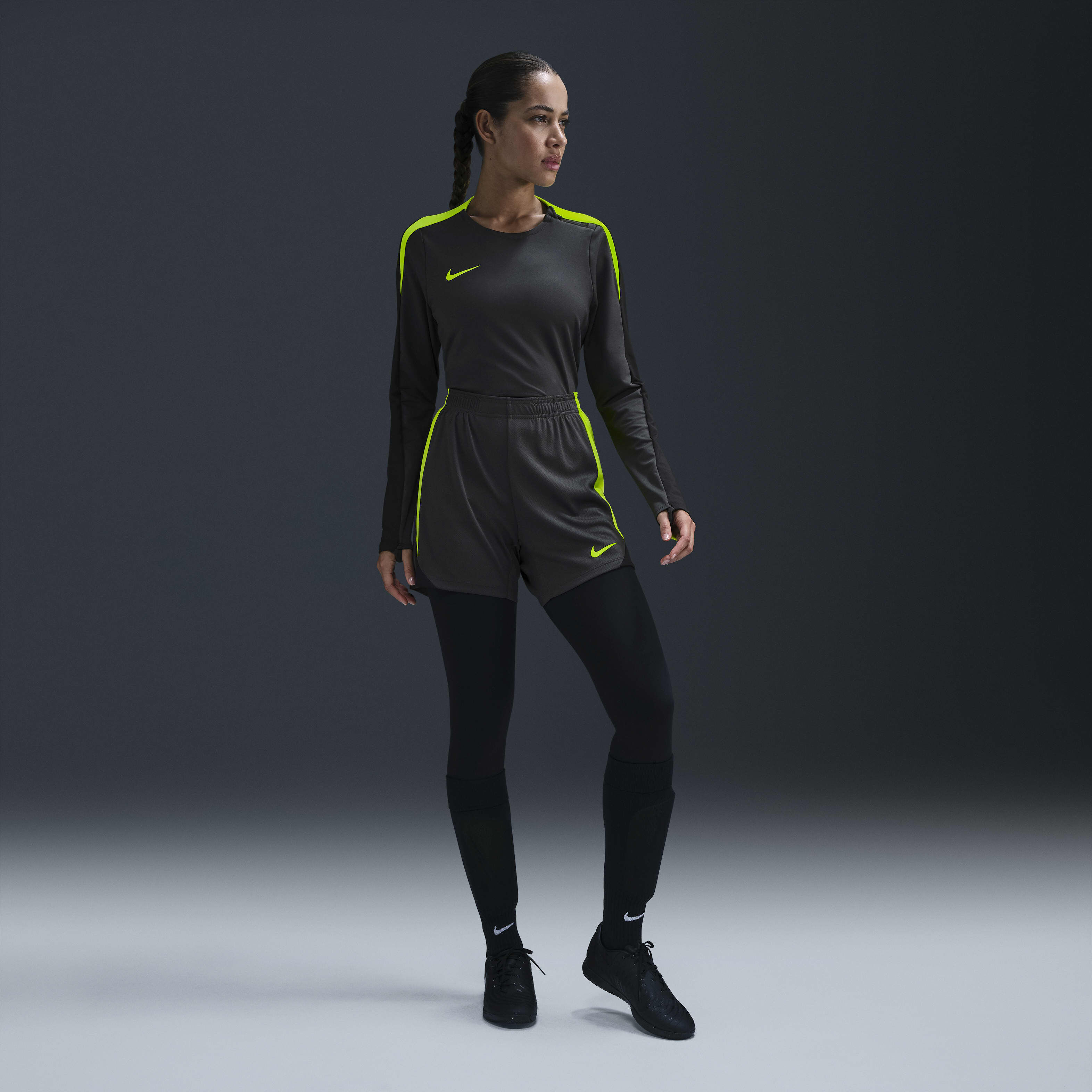 Nike Strike image number 3