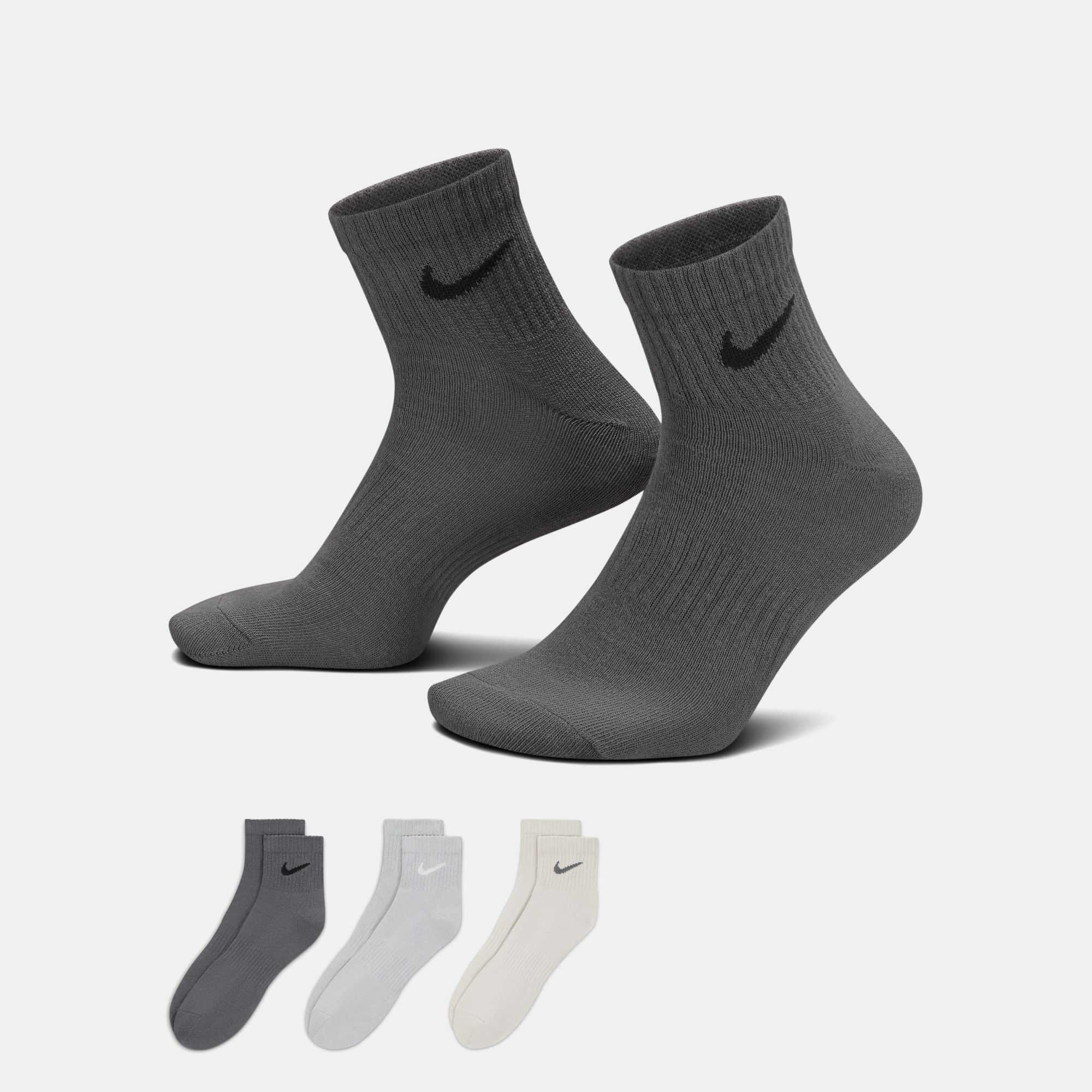 Nike Everyday Lightweight image number 0