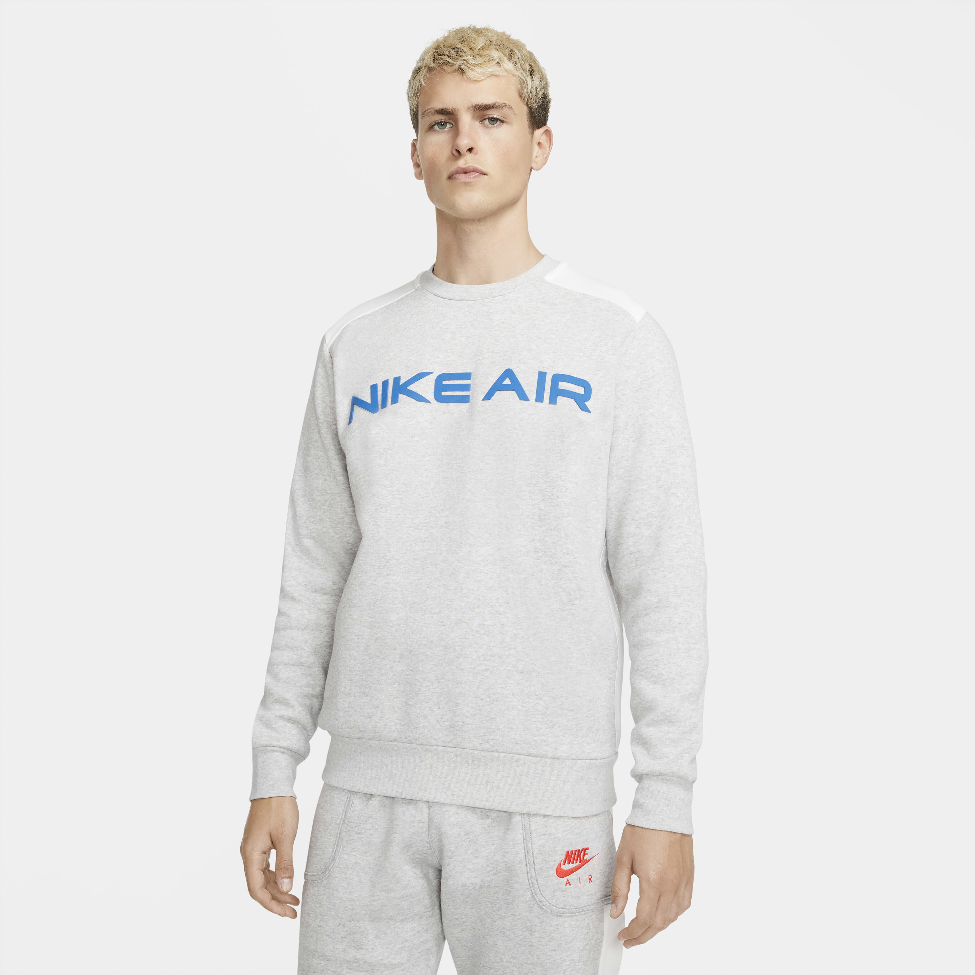 Buy Nike Air Men s Fleece Crew Nike Saudi Official