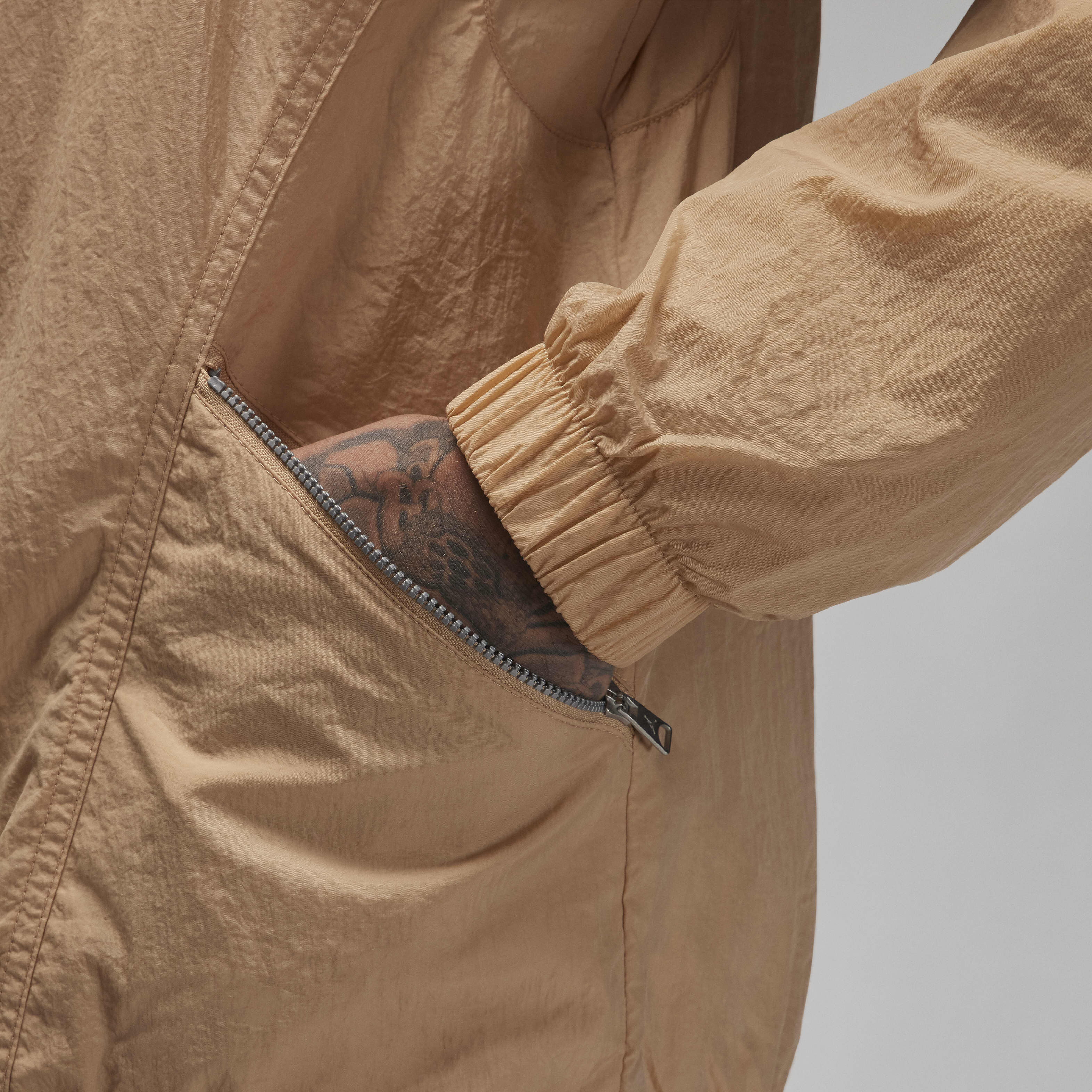 Jordan Essentials image number 5