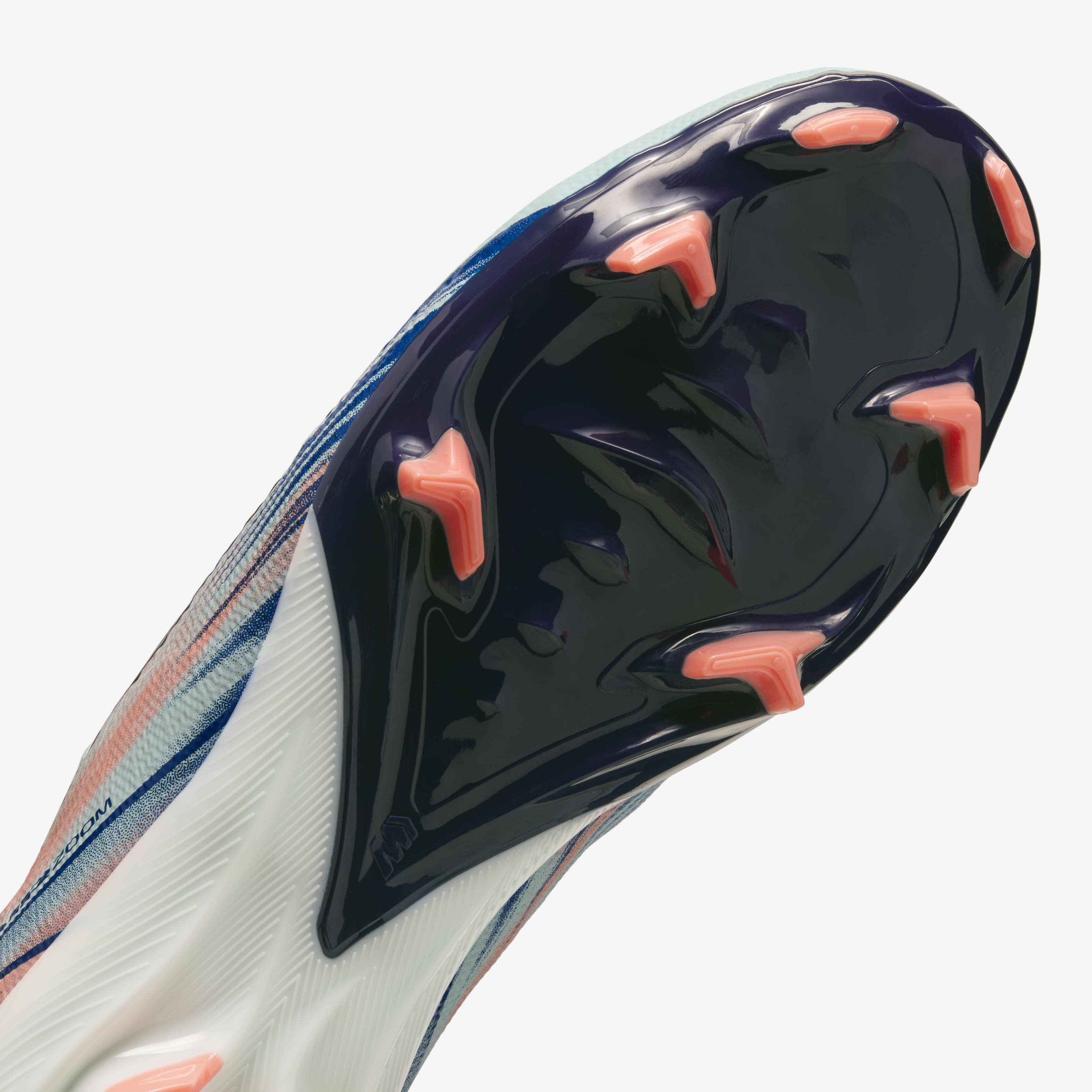 نايكي جونيور فيبور 16 برو ميركيوريال دريم سبيد image number 6