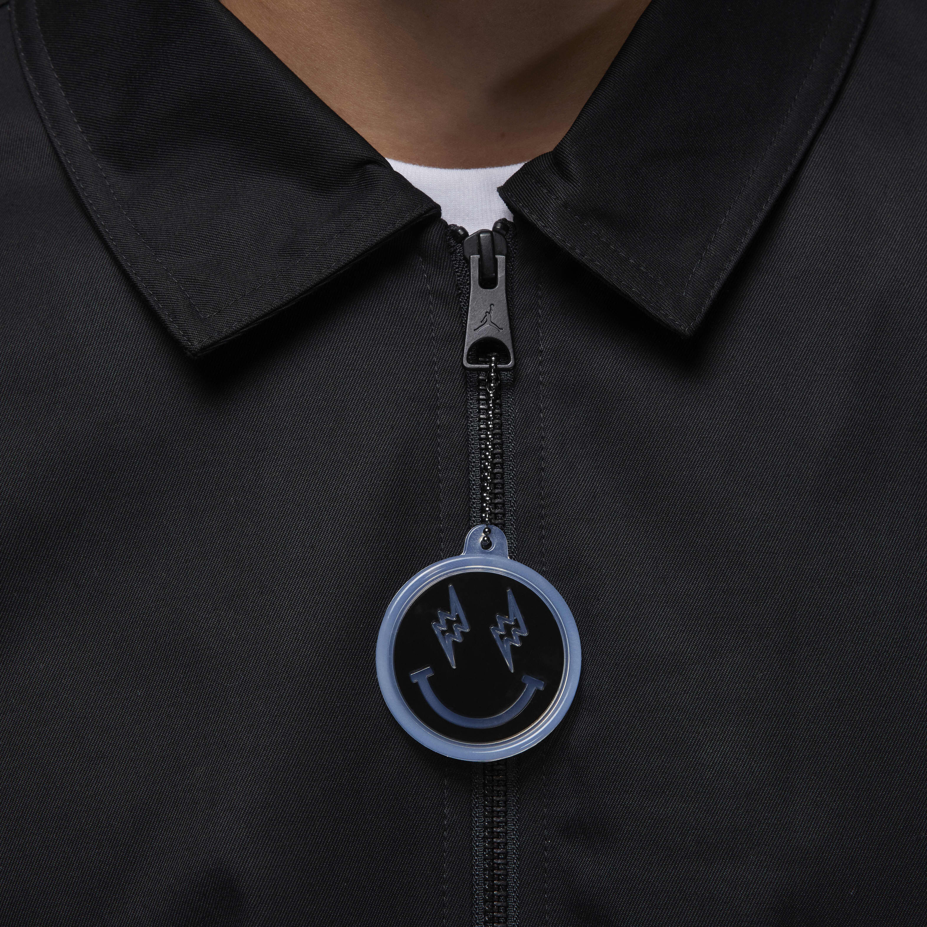 Jordan x J Balvin image number 3