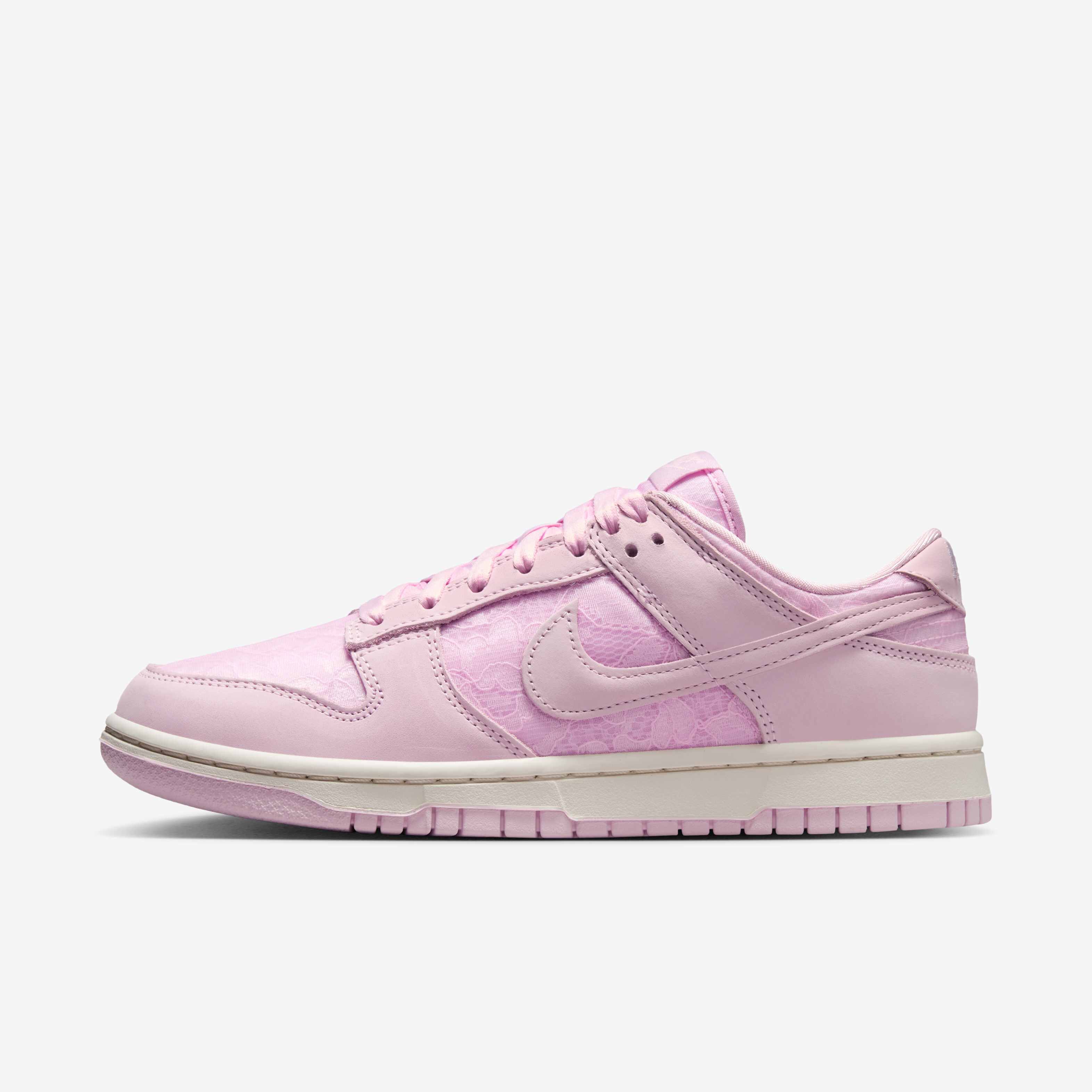 Nike Dunk Low image number 0