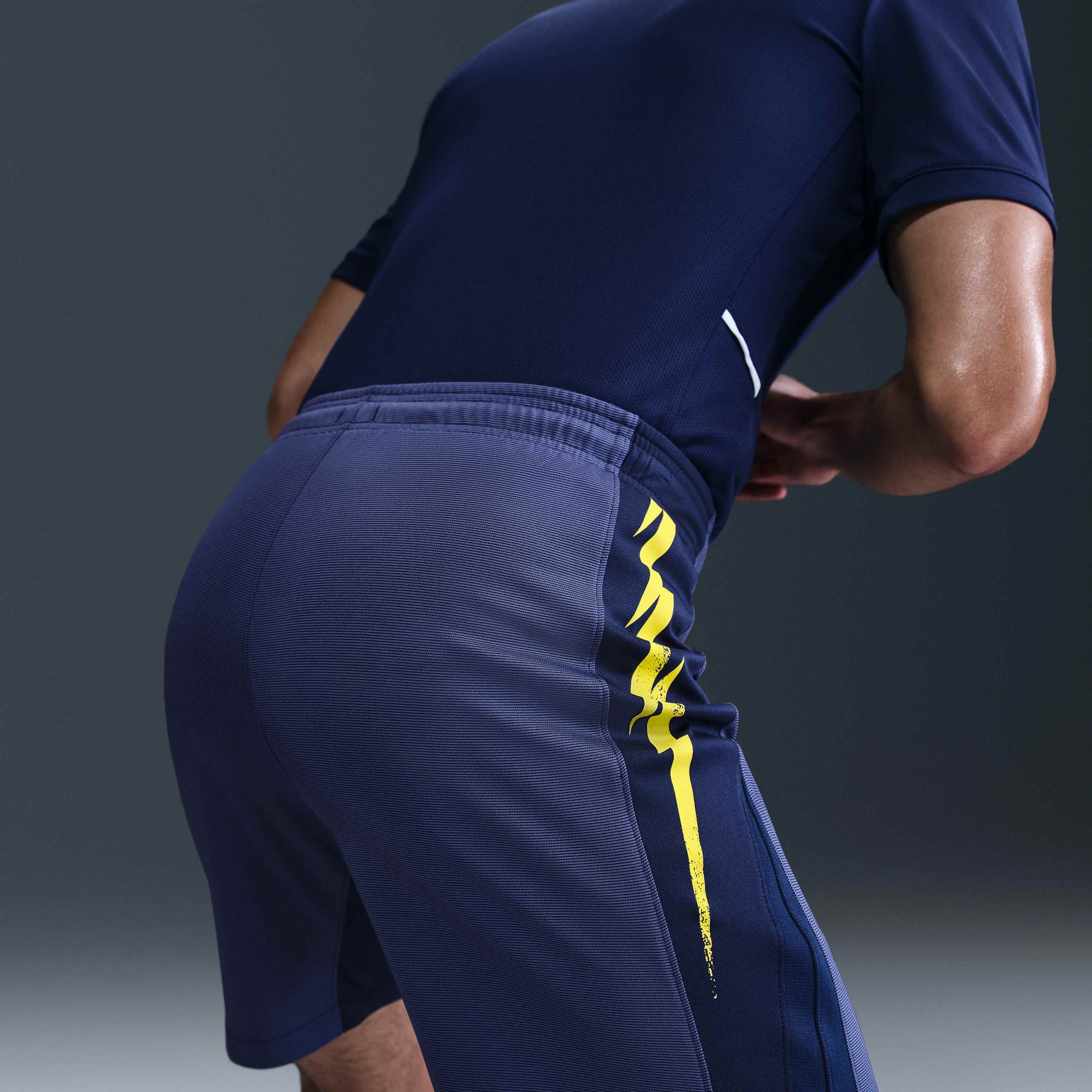 Atl&eacute;tico Madrid 2025/26 Stadium Away image number 2