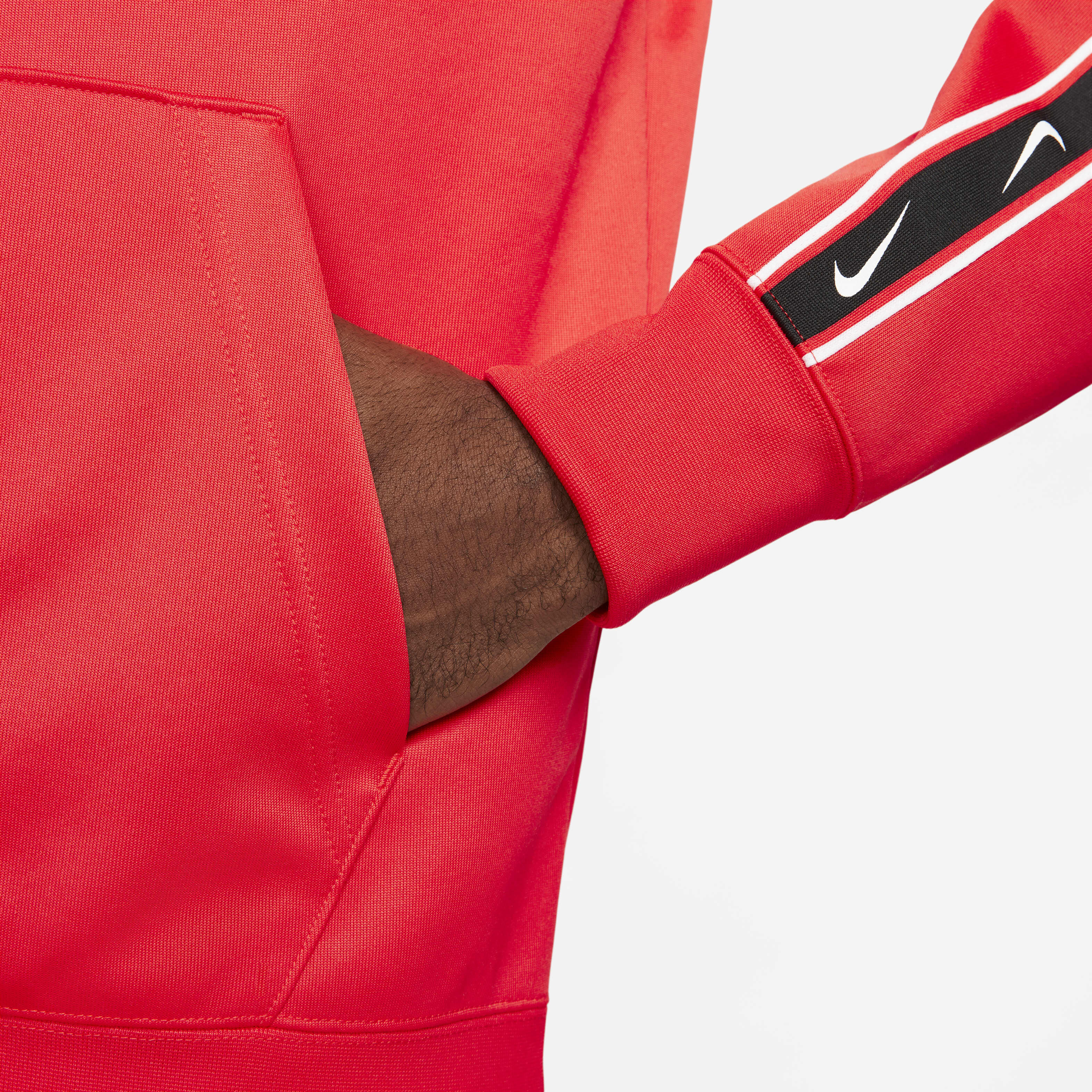 Nike Sportswear Repeat image number 4