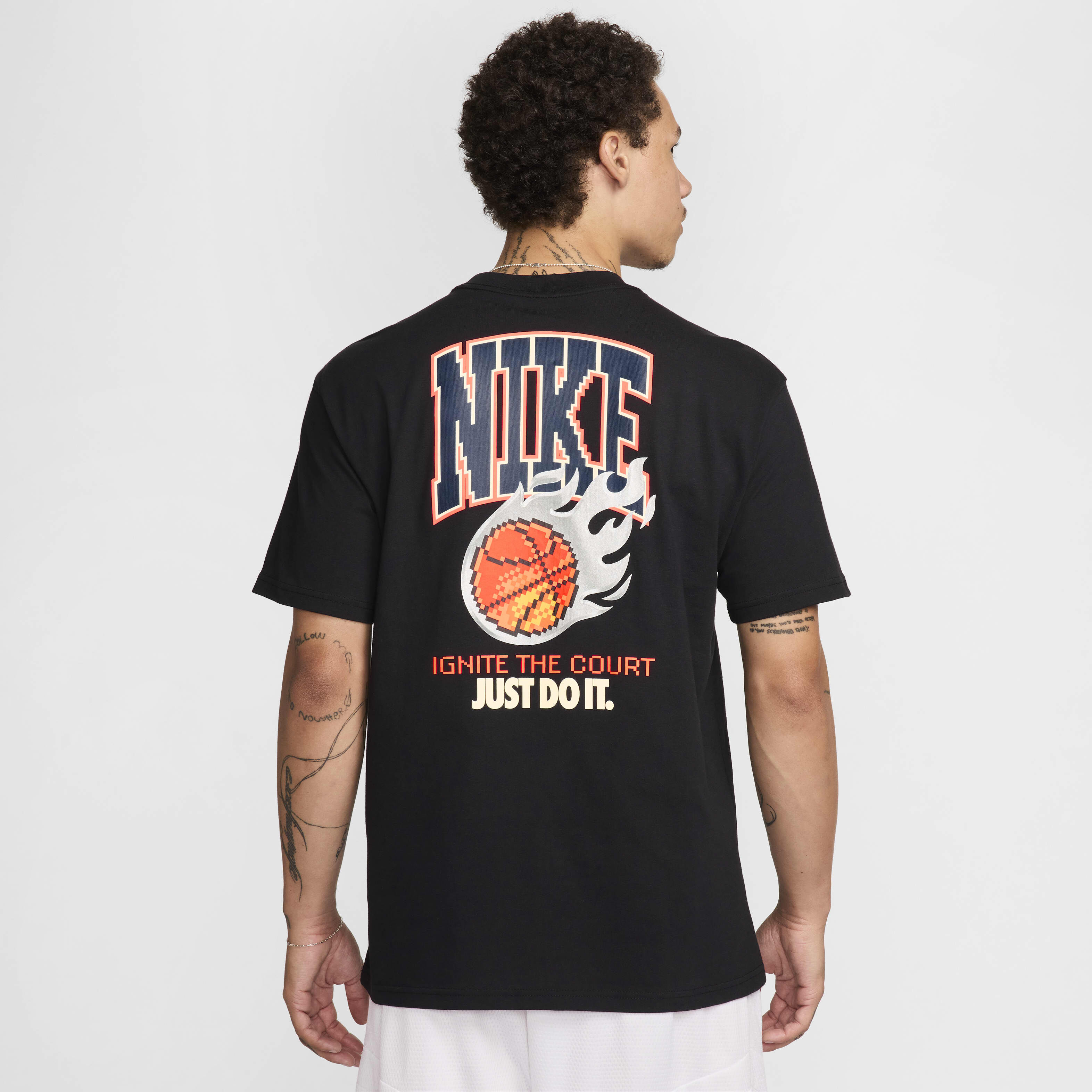 【NIKE】★MAX90 BASKETBALL T-SHIRT★韓国人気★【正規品】 Nike Men's Max90 Basketball T-Shirt. Nike ID