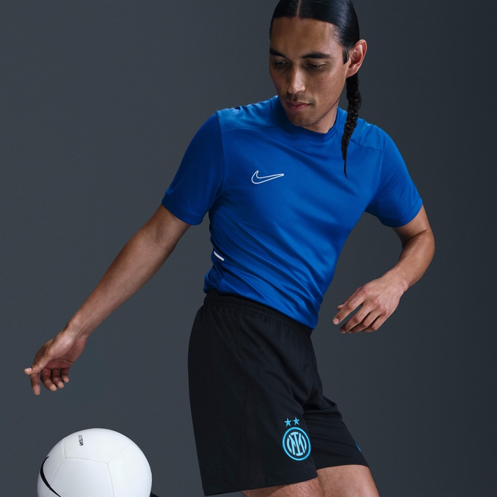 إنتر ميلان 2025/26 ستيديوم الأساسي image number 4 إنتر ميلان 2025/26 ستيديوم الأساسي image number 4