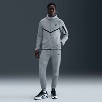 Nike Tech