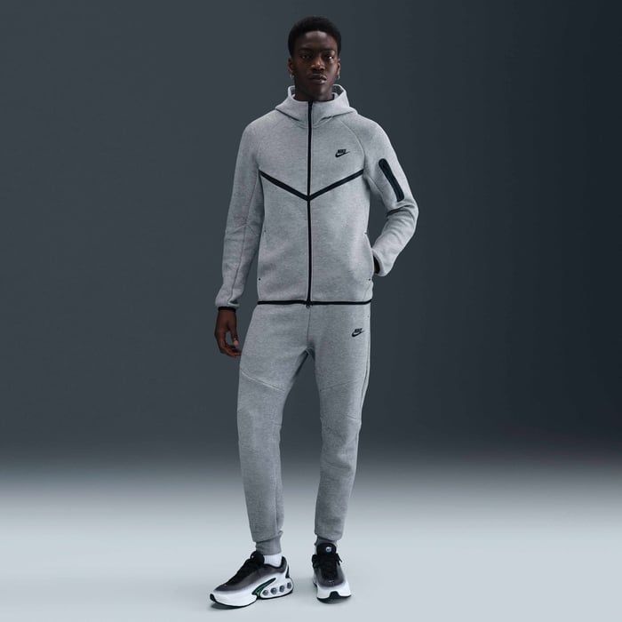Nike Tech image number 0 Nike Tech image number 0