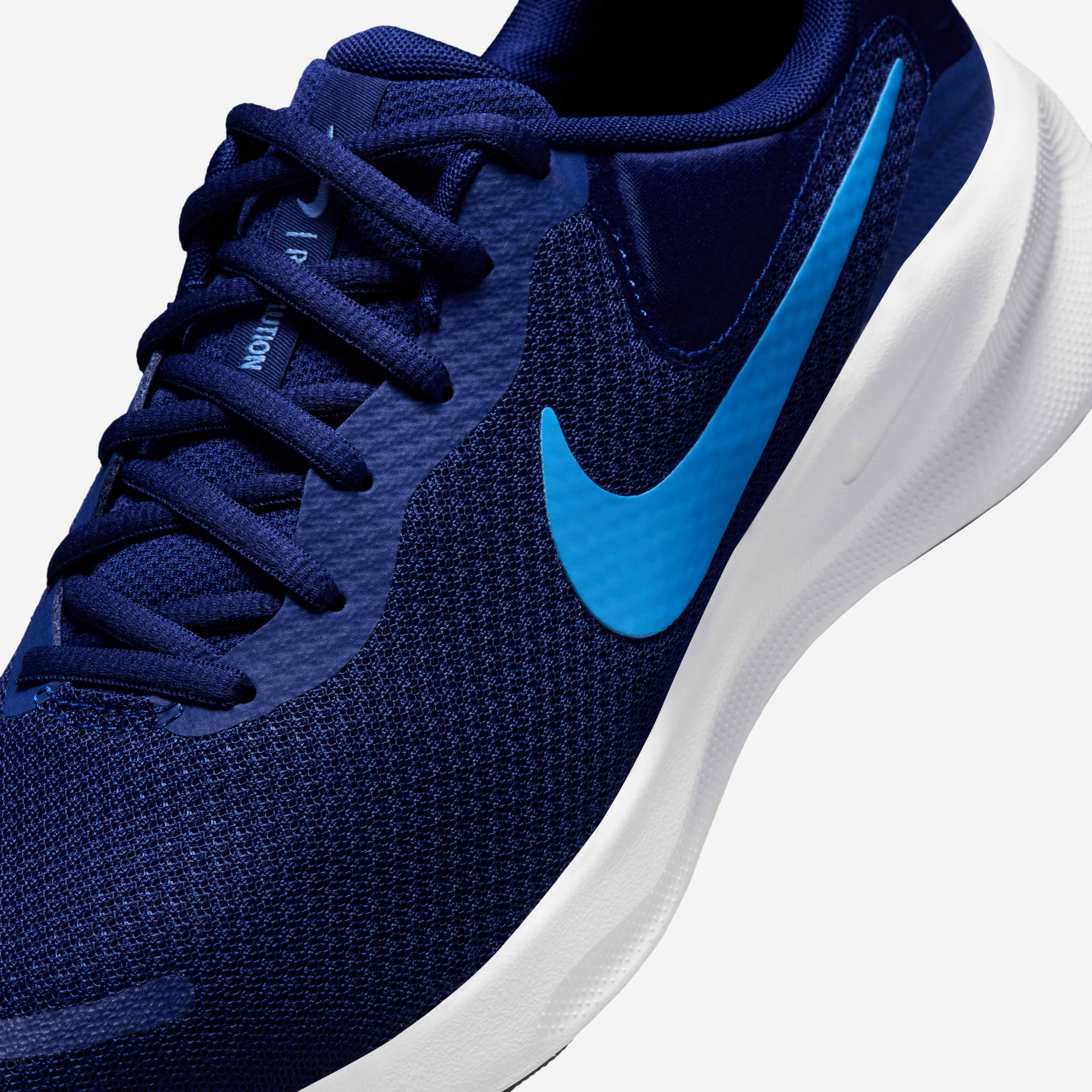 Nike Revolution 7 image number 6