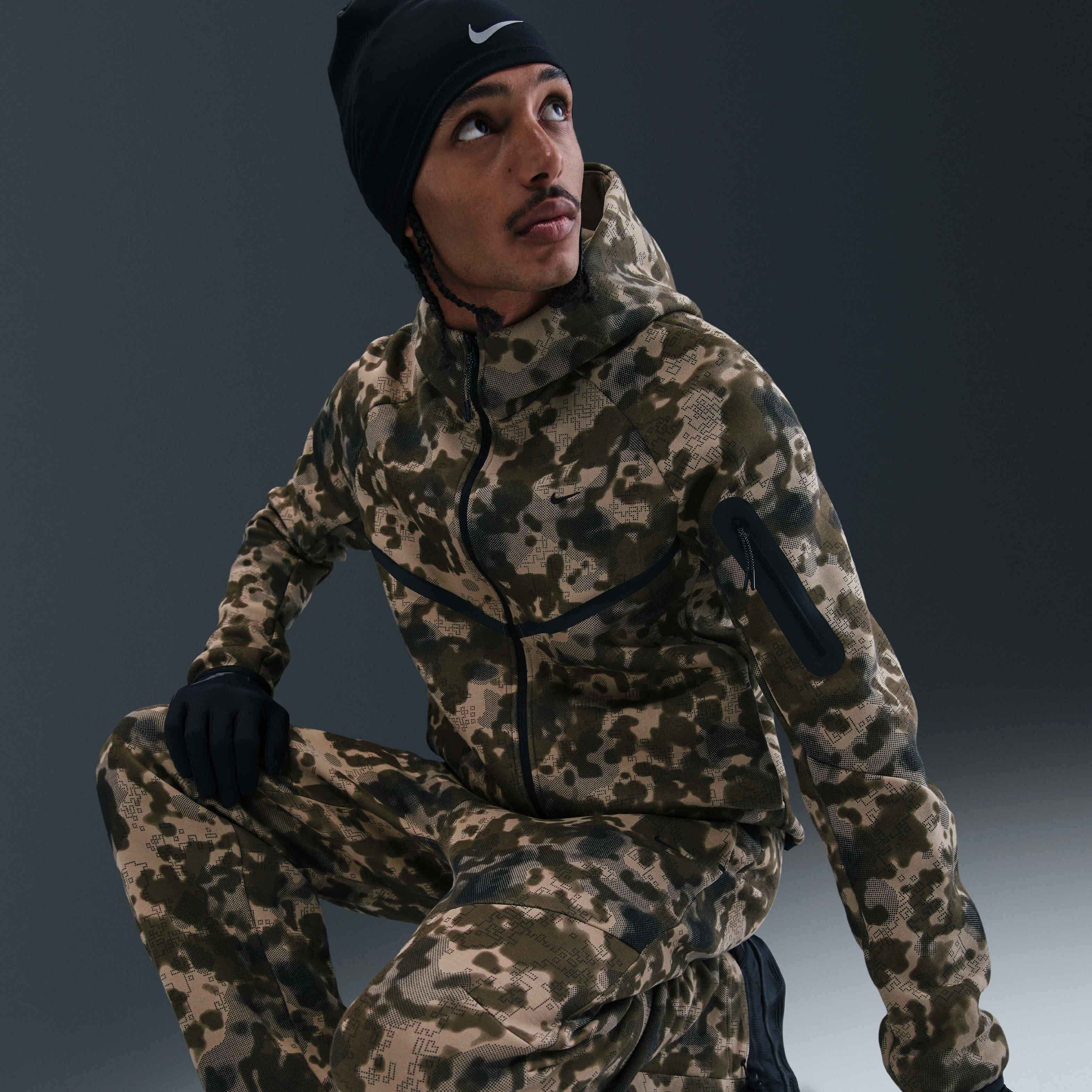 Nike Tech image number 4