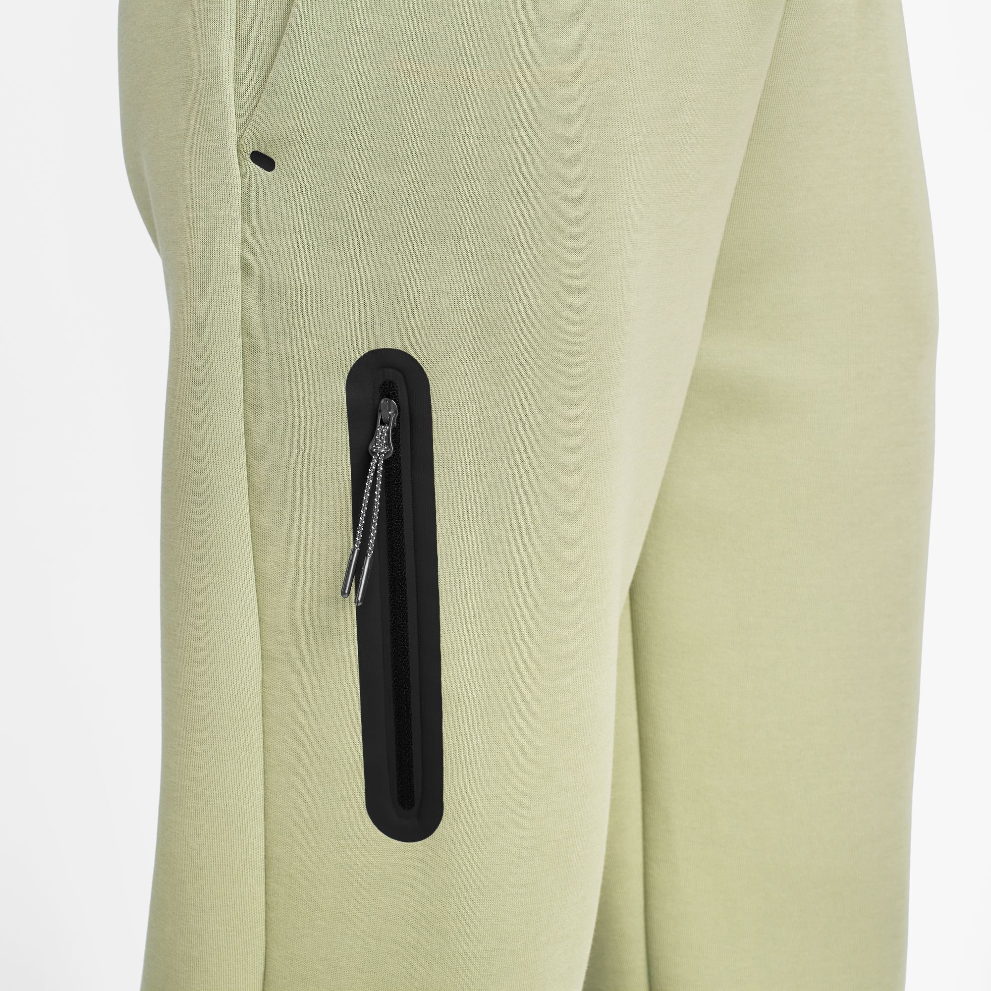 Nike Sportswear Tech Fleece image number 2