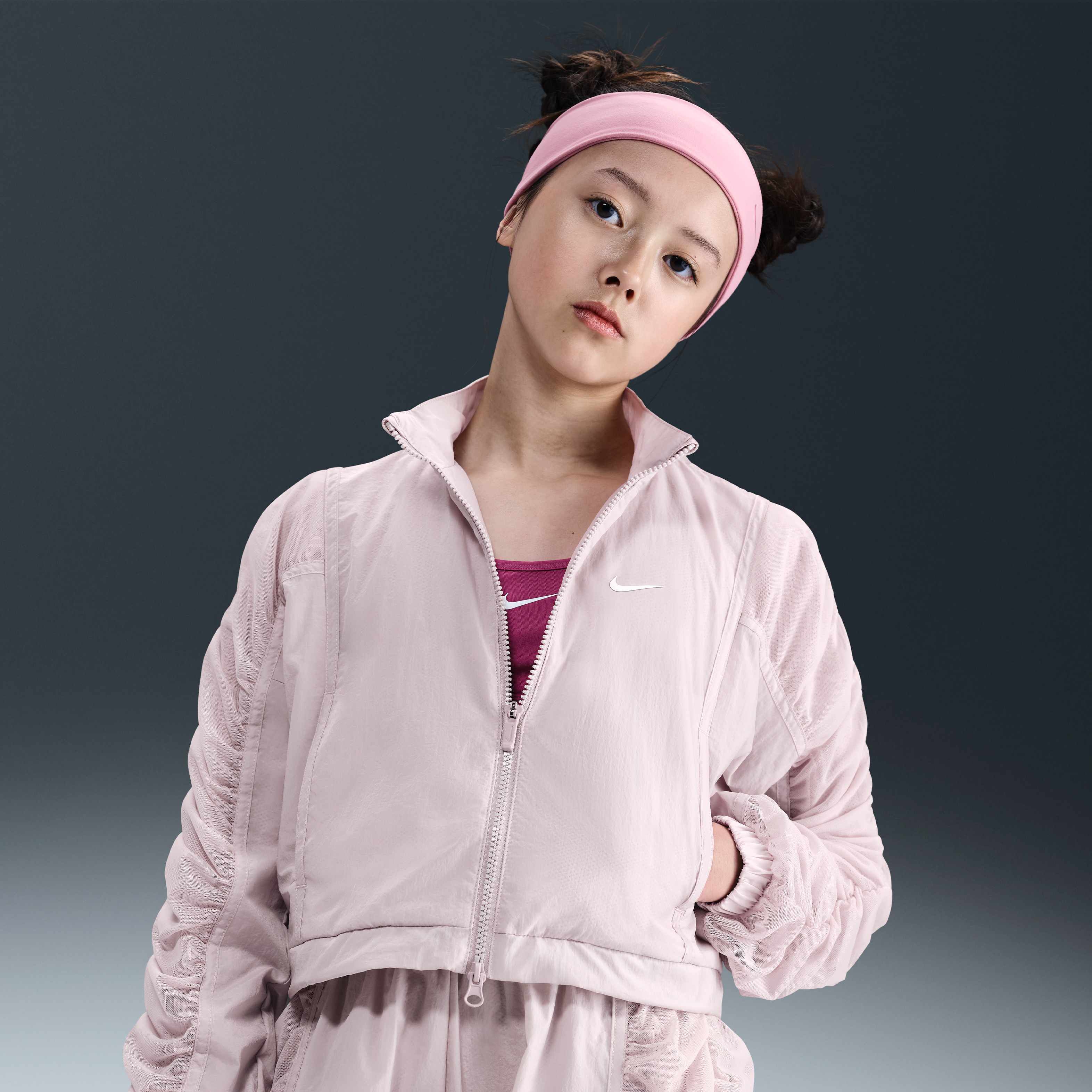 نايكي سبورتسوير image number 0