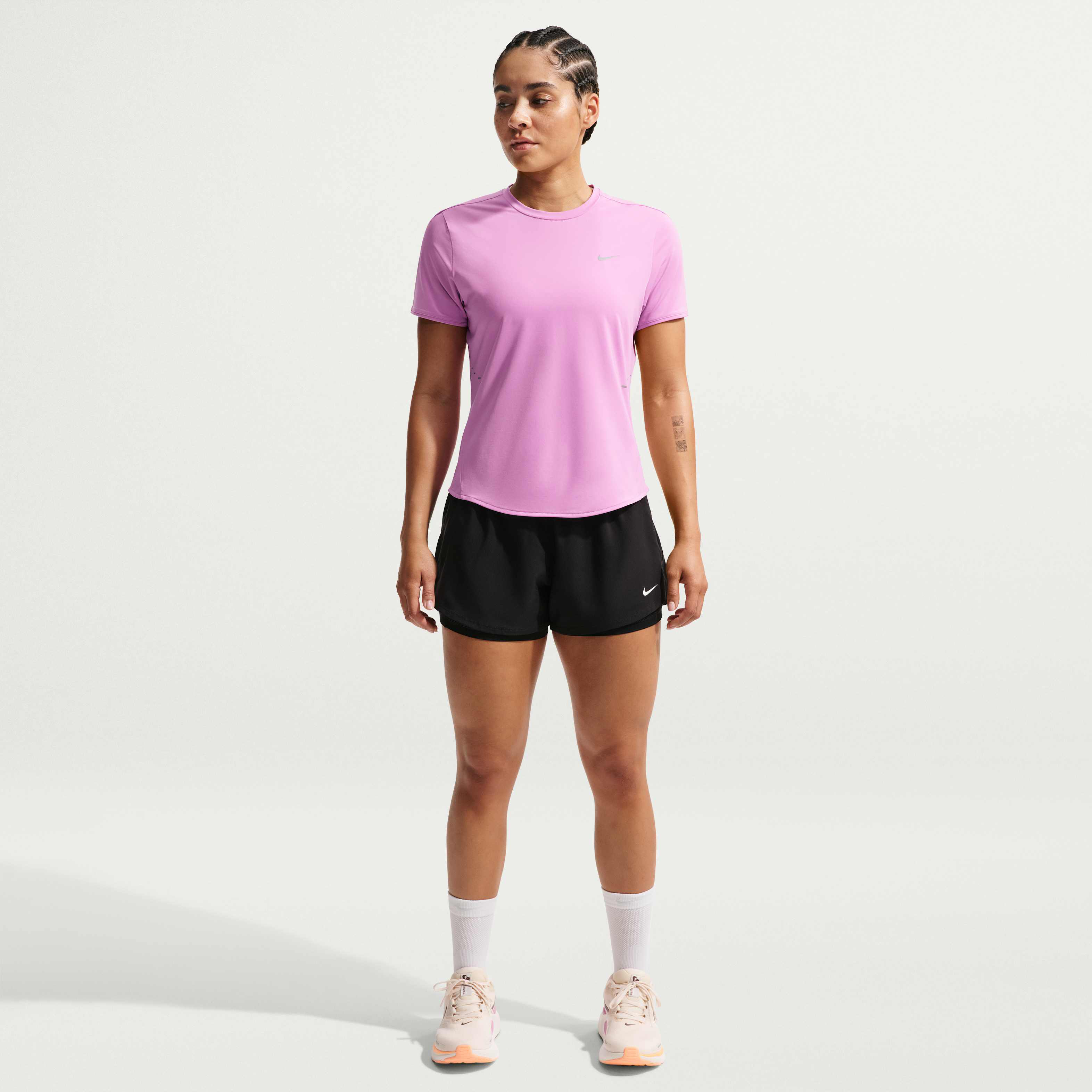 نايكي سويفت image number 3