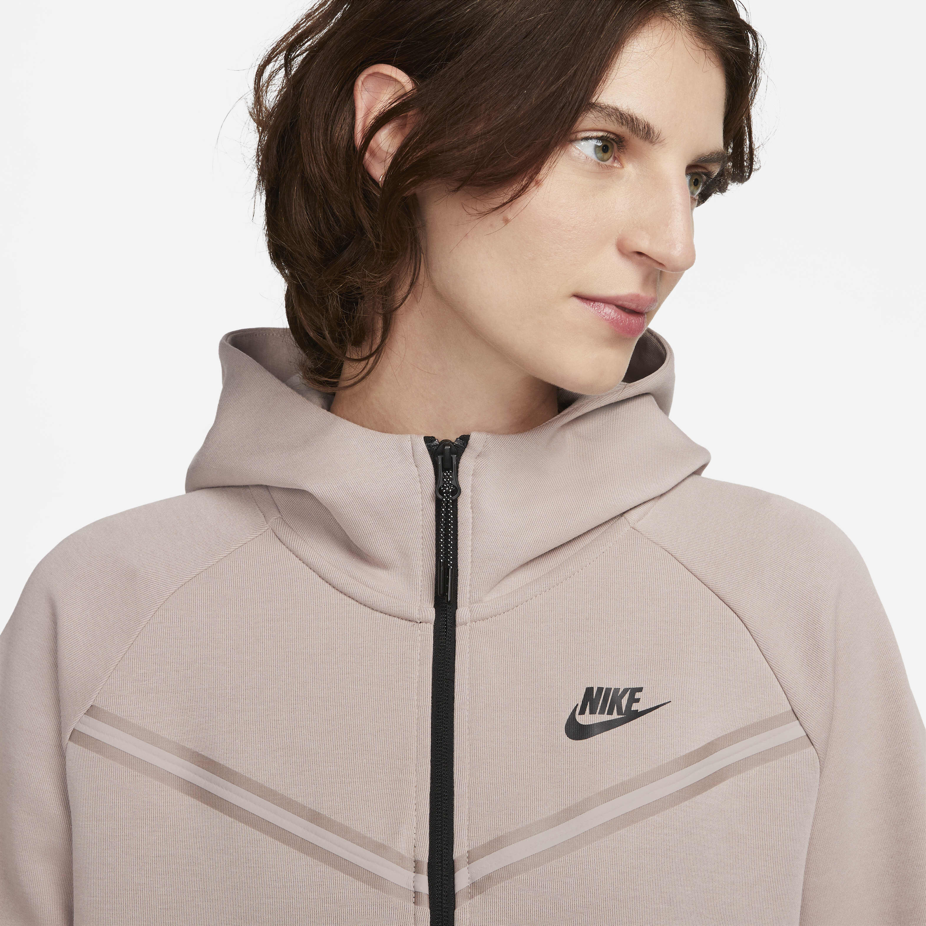 Nike Sportswear Tech Fleece Windrunner image number 2