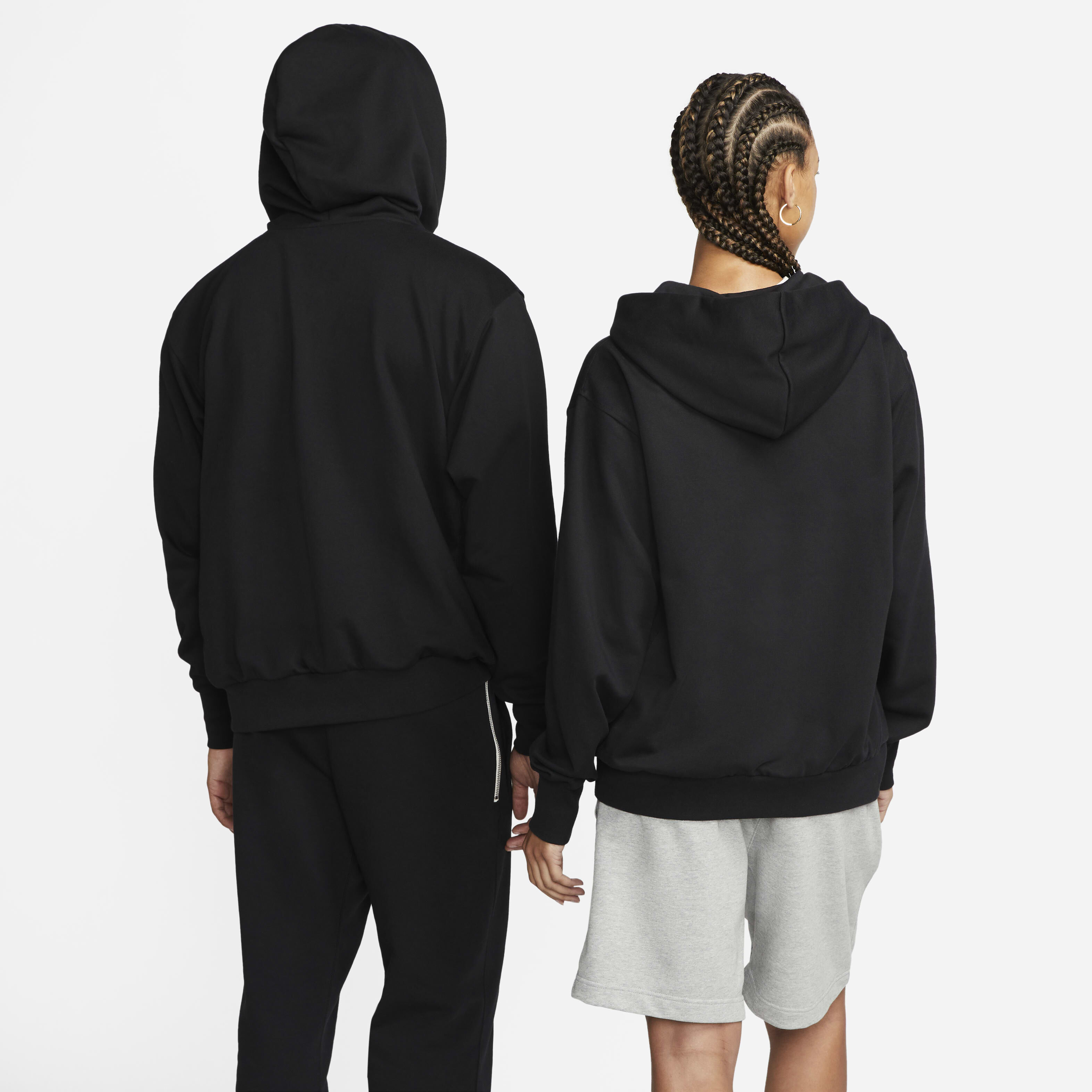 Nike Standard Issue image number 1