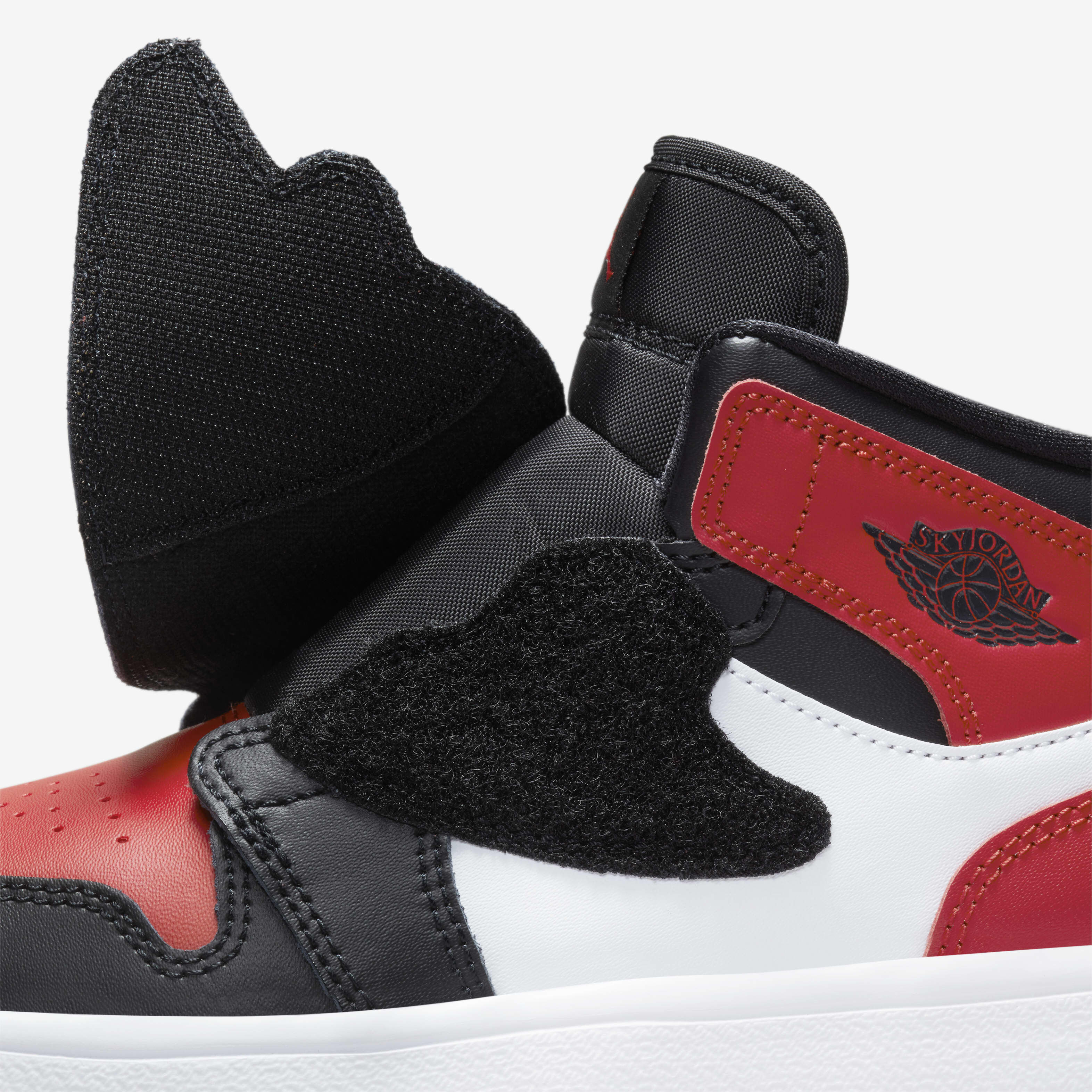Buy Sky Jordan 1 Younger Kids' Shoe - Black/Varsity Red