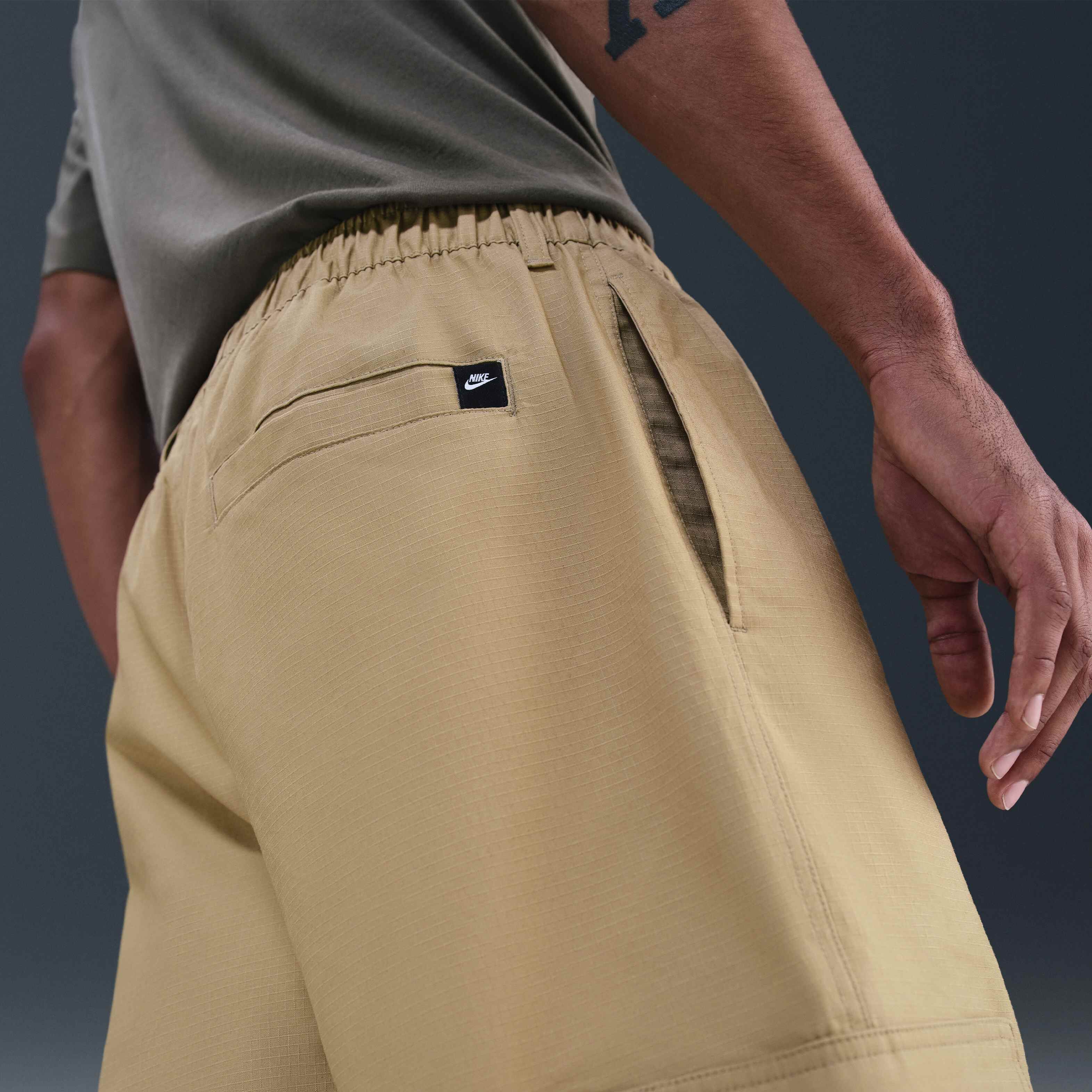 Nike Sportswear Club image number 2