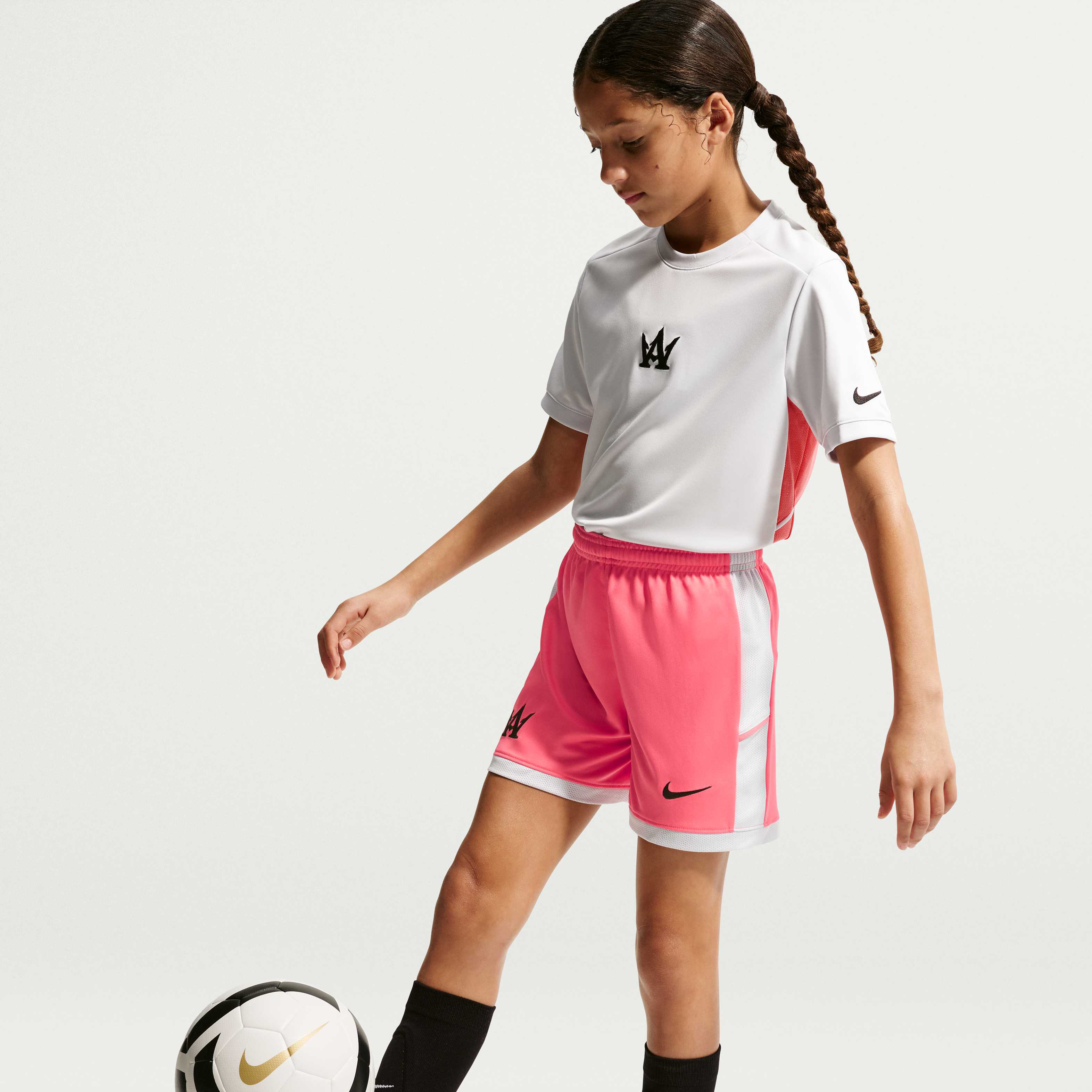 Nike Academy 'Alexia Putellas' image number 3