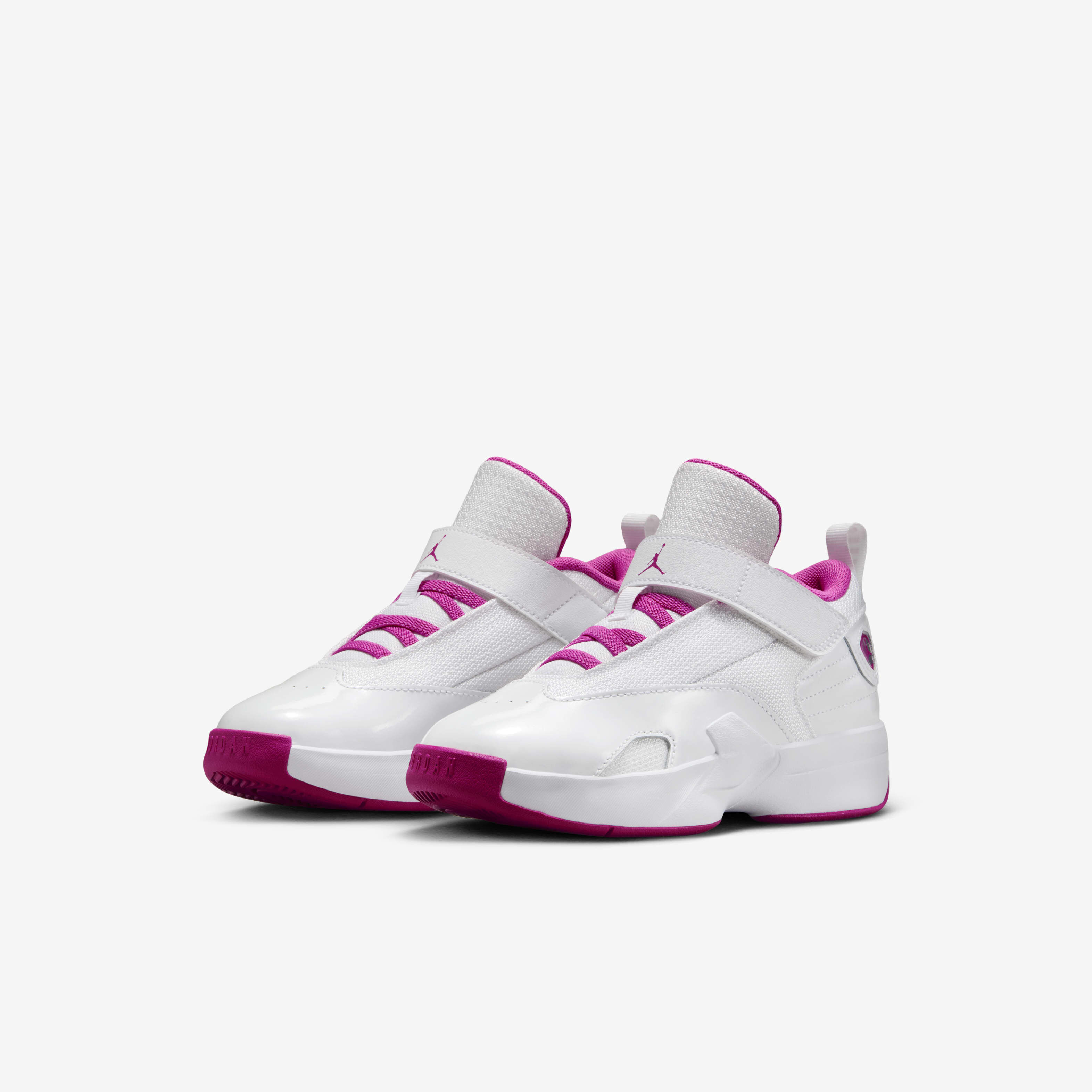 Jordan max aura grey pink best sale