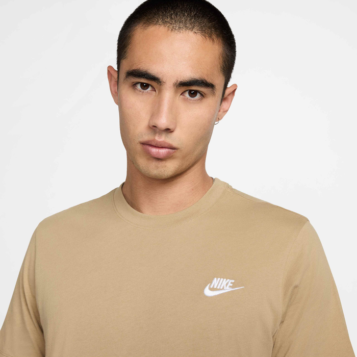 Nike Sportswear Club image number 2 Nike Sportswear Club image number 2