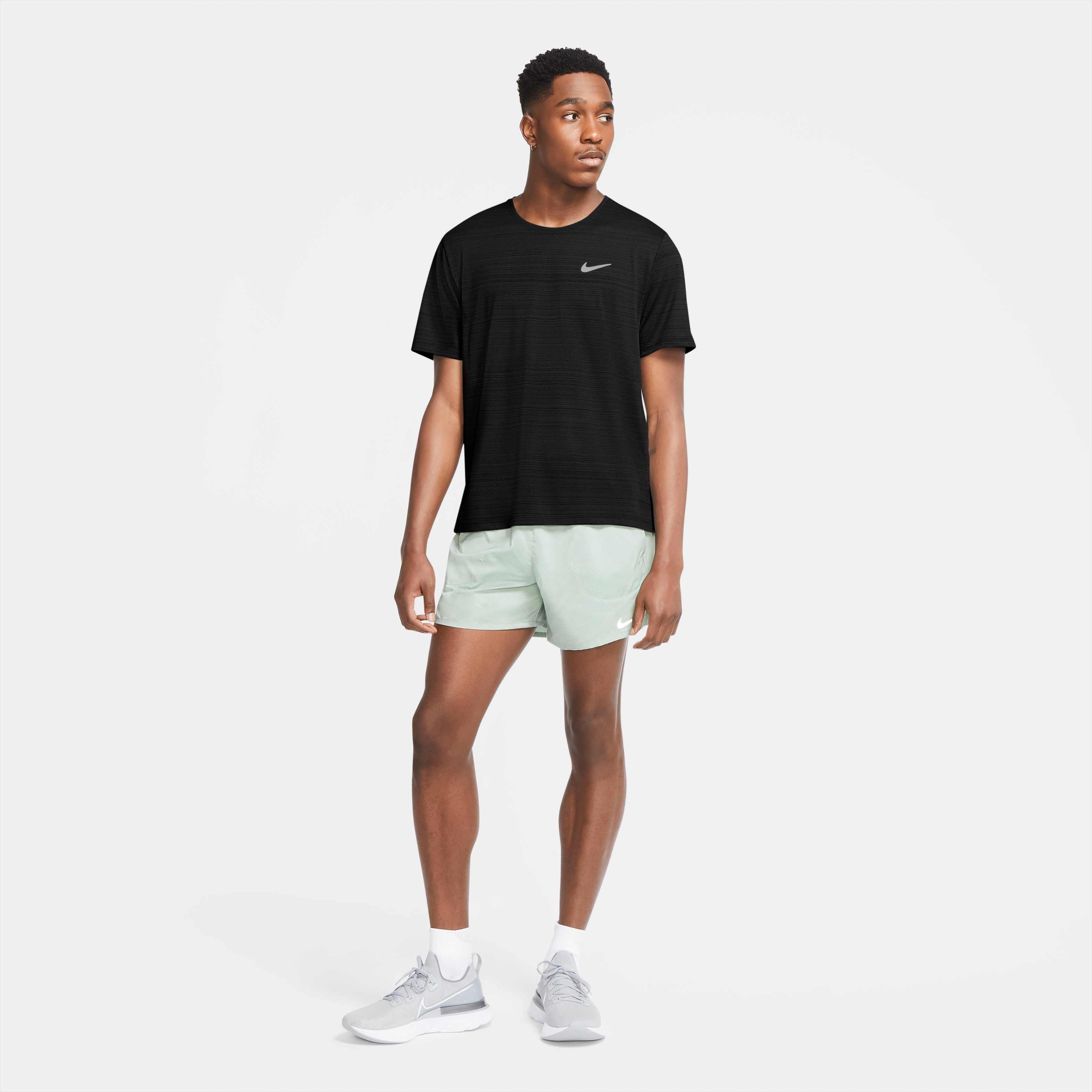 Nike Dri-FIT Miler image number 4