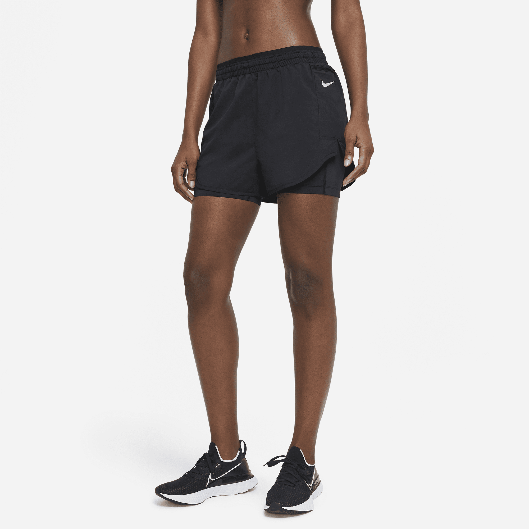 Nike shorts 2 best sale in 1 womens