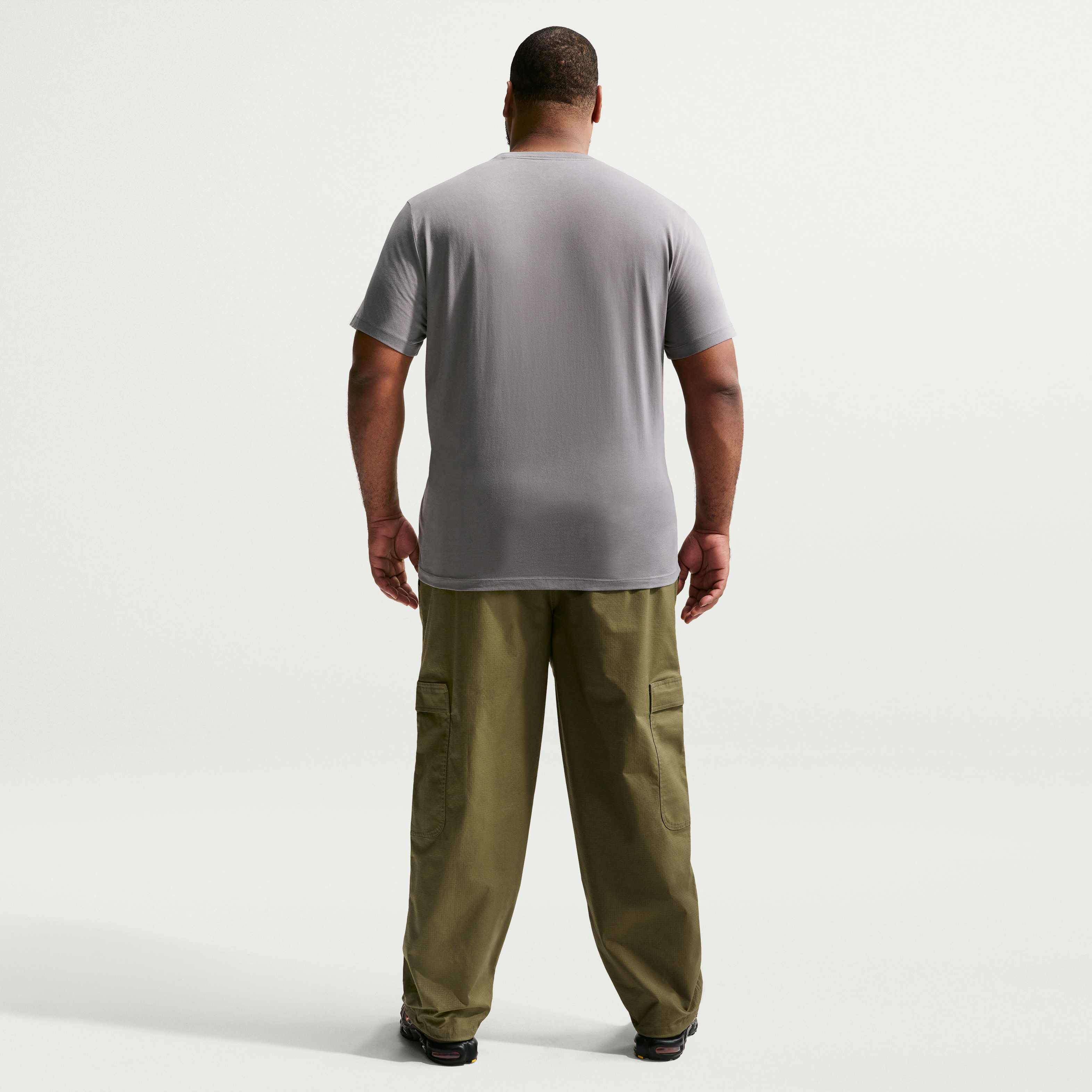 نايكي سبورتسوير image number 9