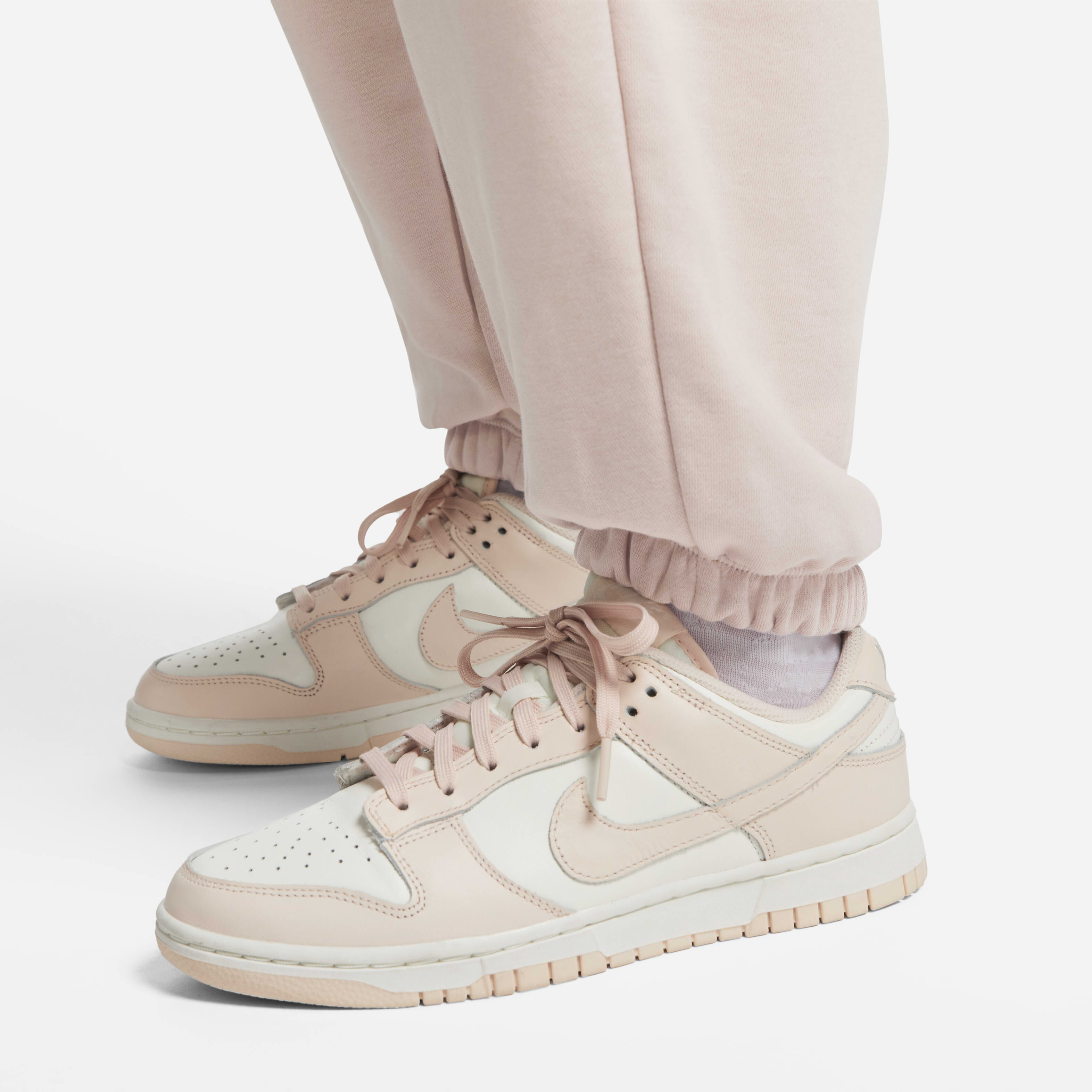 نايكي سبورتسوير تك فليس image number 2