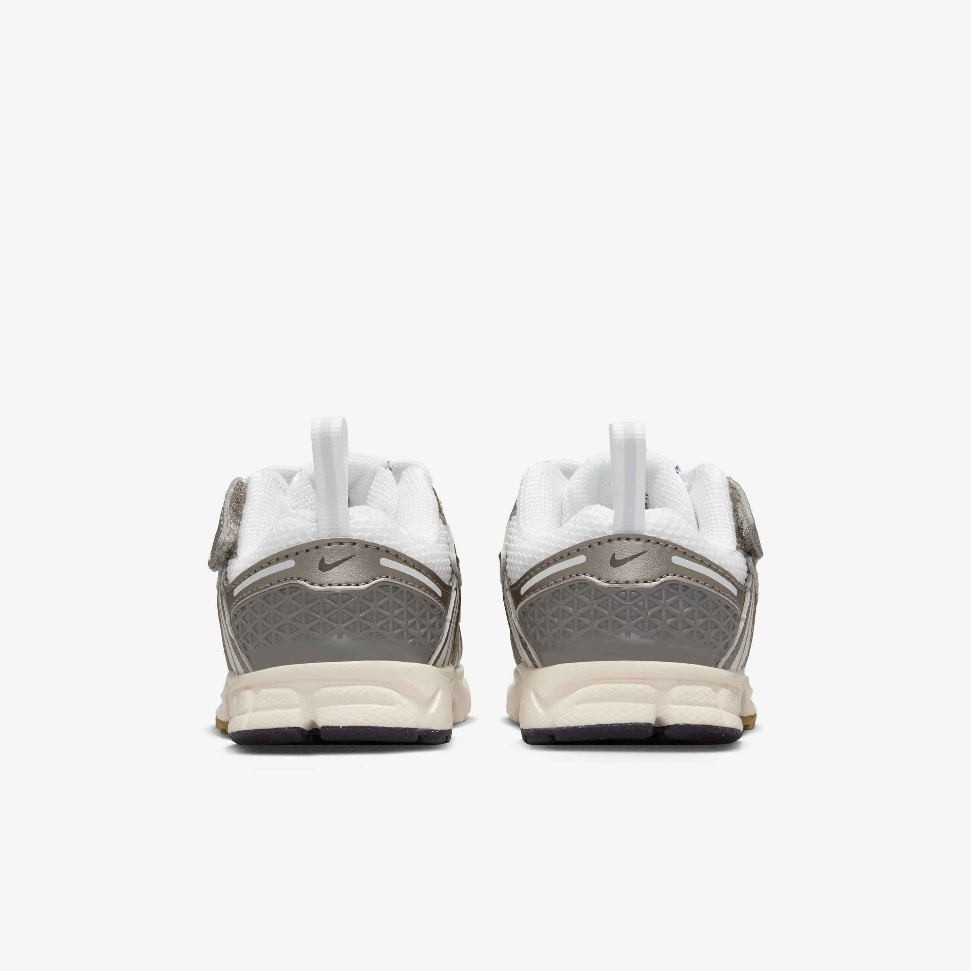 Nike Vomero 5 image number 5