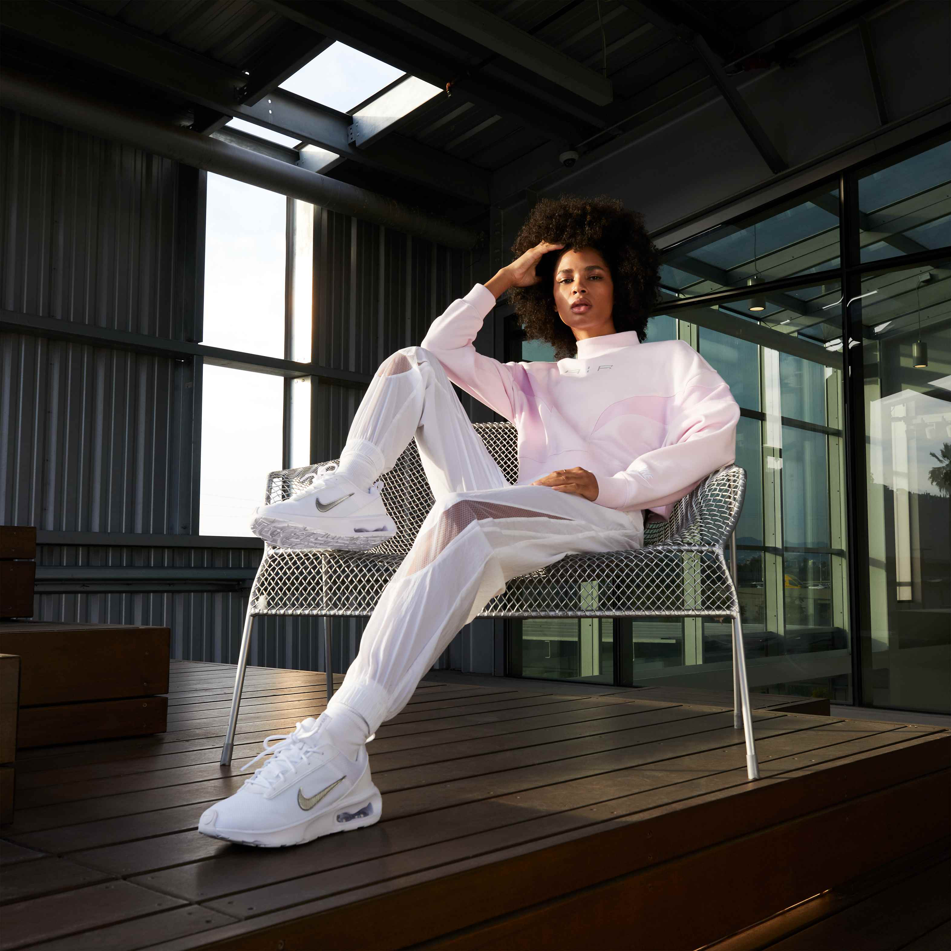 اير ماكس INTRLK لايت image number 9