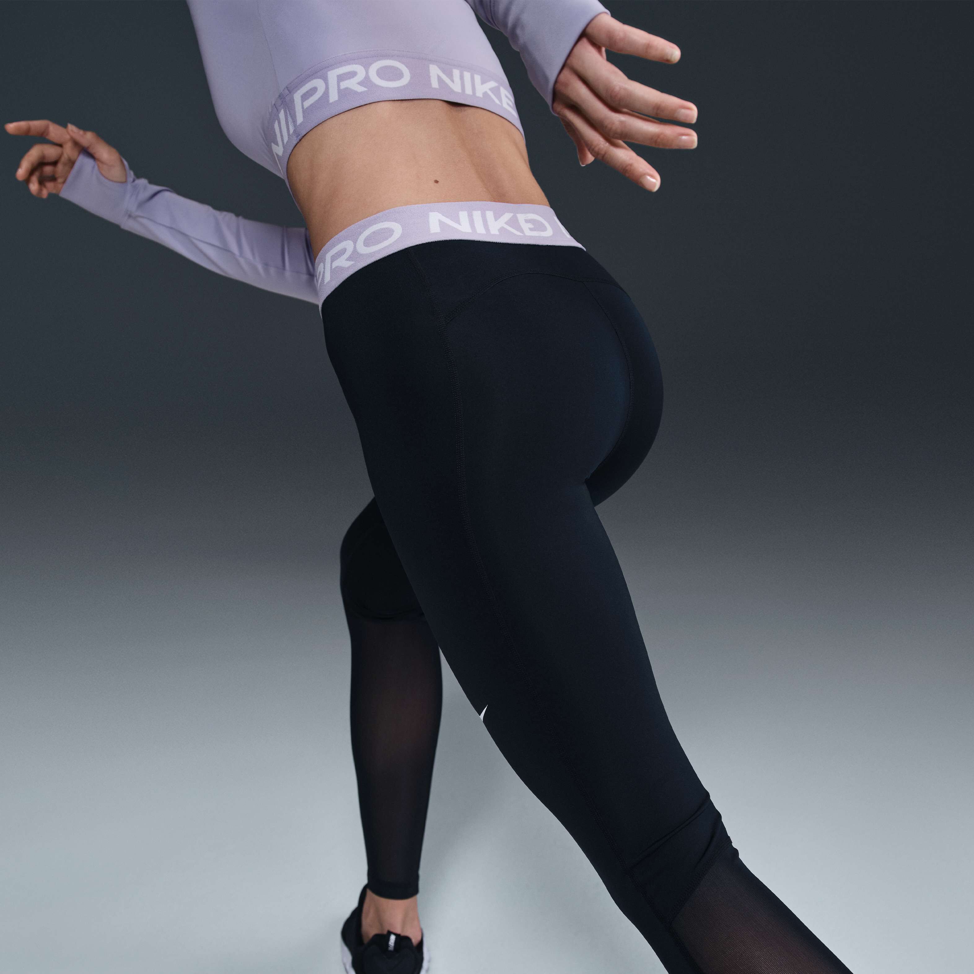 Nike Pro image number 2