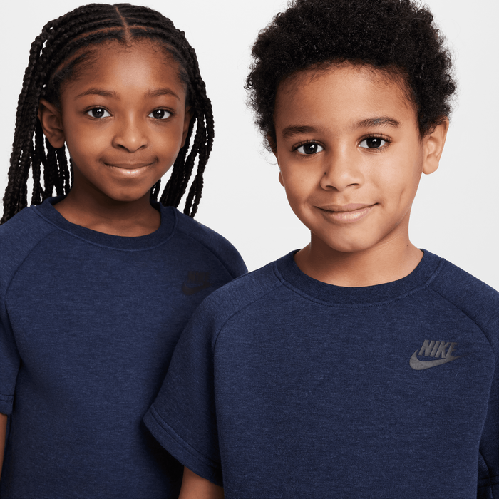 Nike Tech Fleece image number 2 Nike Tech Fleece image number 2