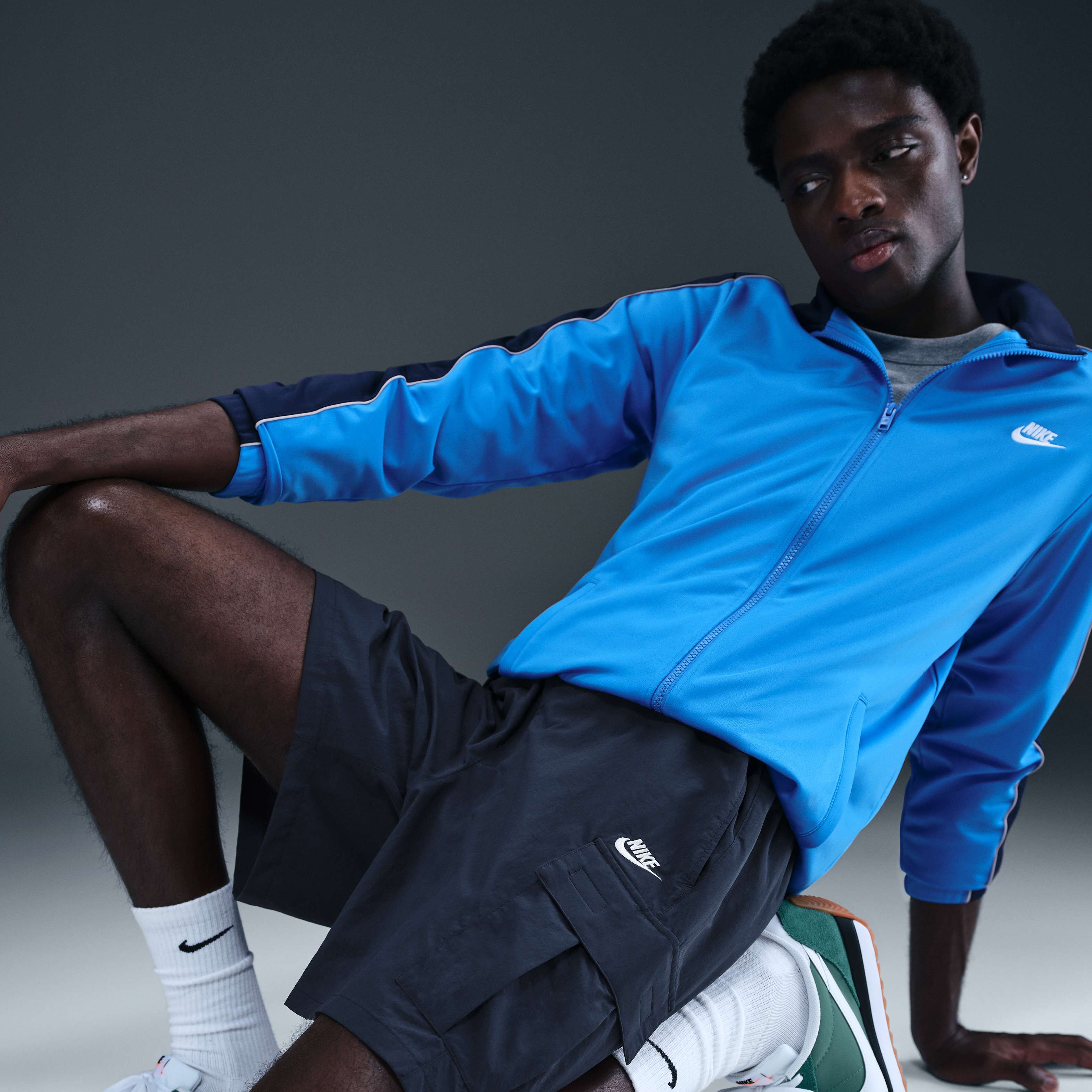 Nike Sportswear Club image number 4