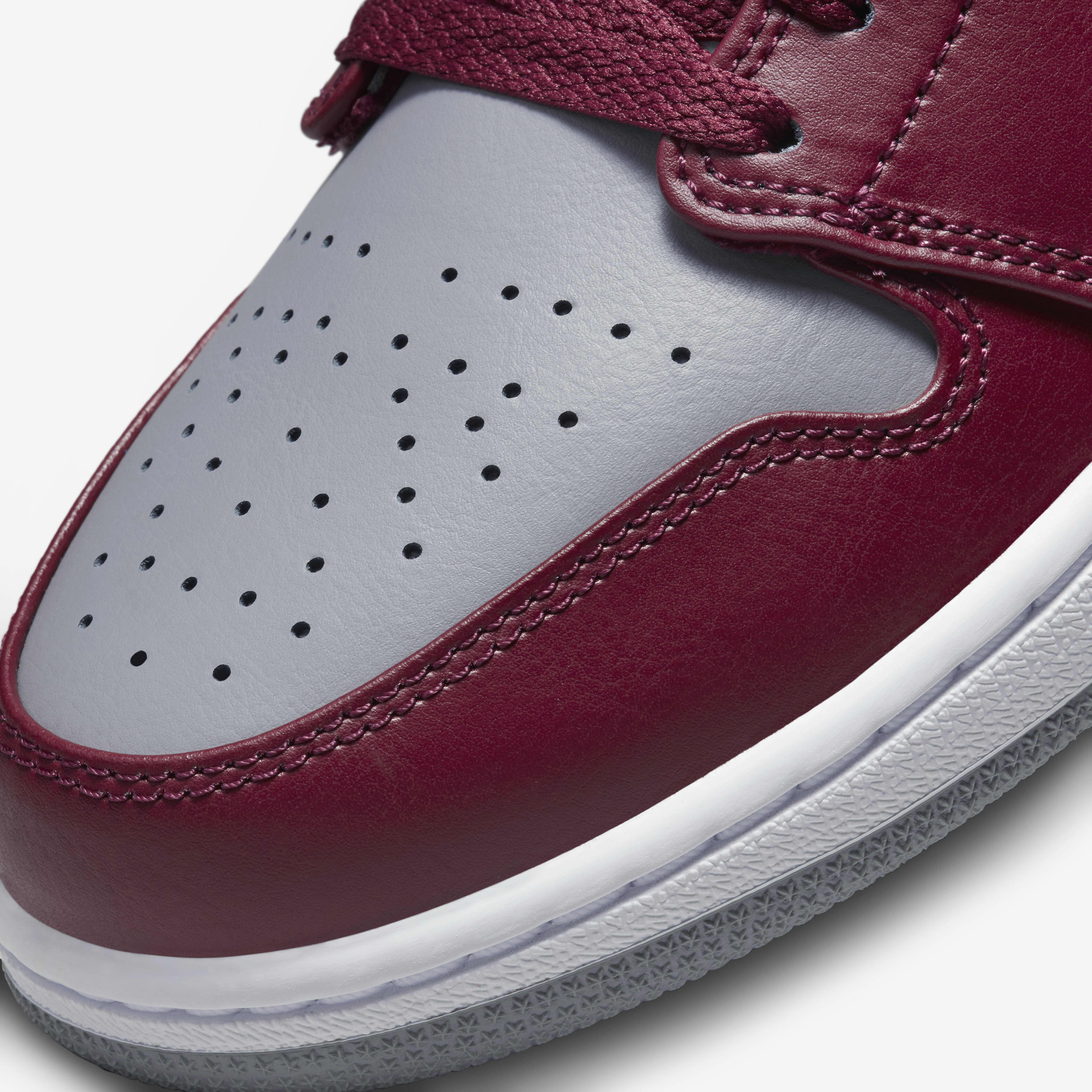 Air Jordan 1 Mid image number 6