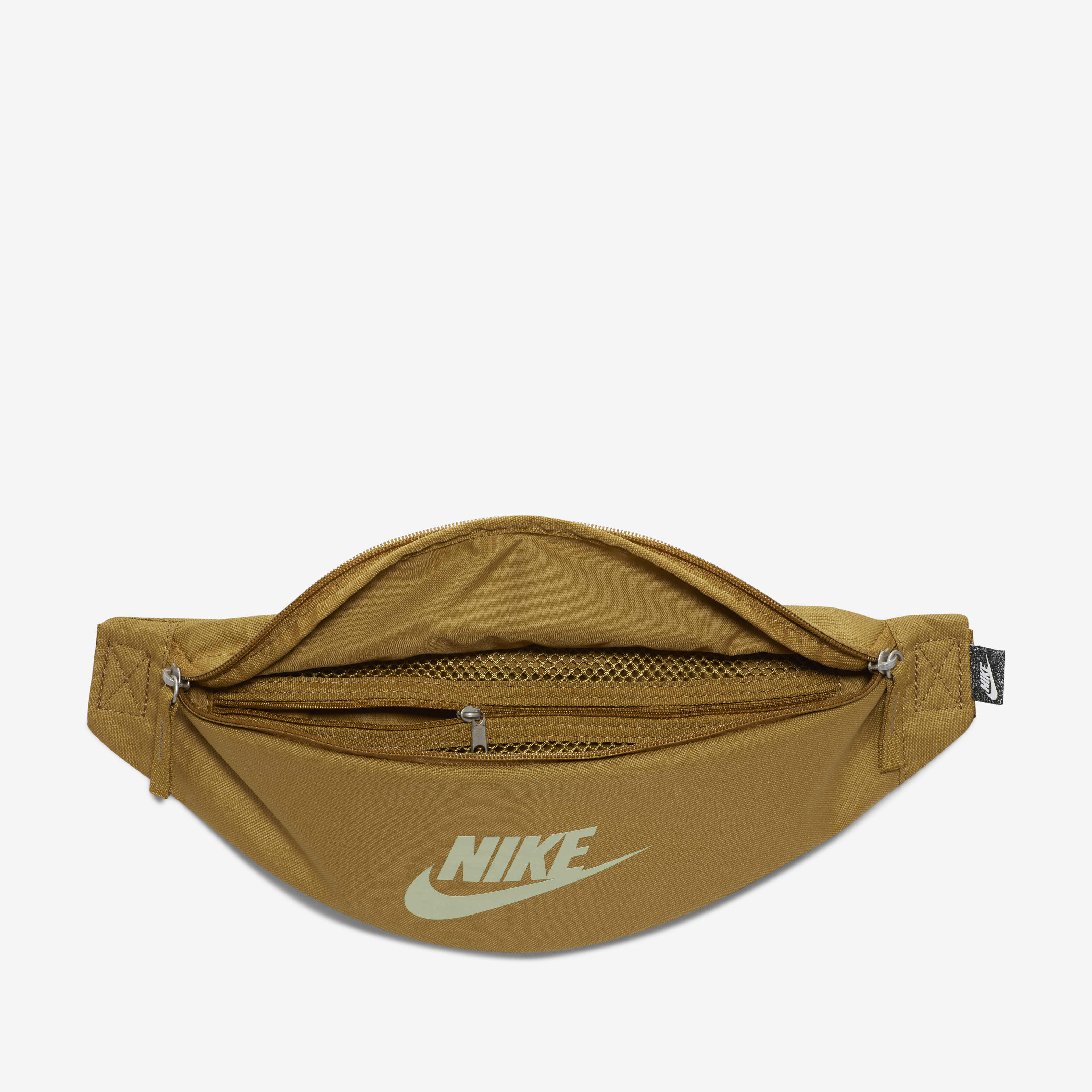 Nike Heritage image number 4