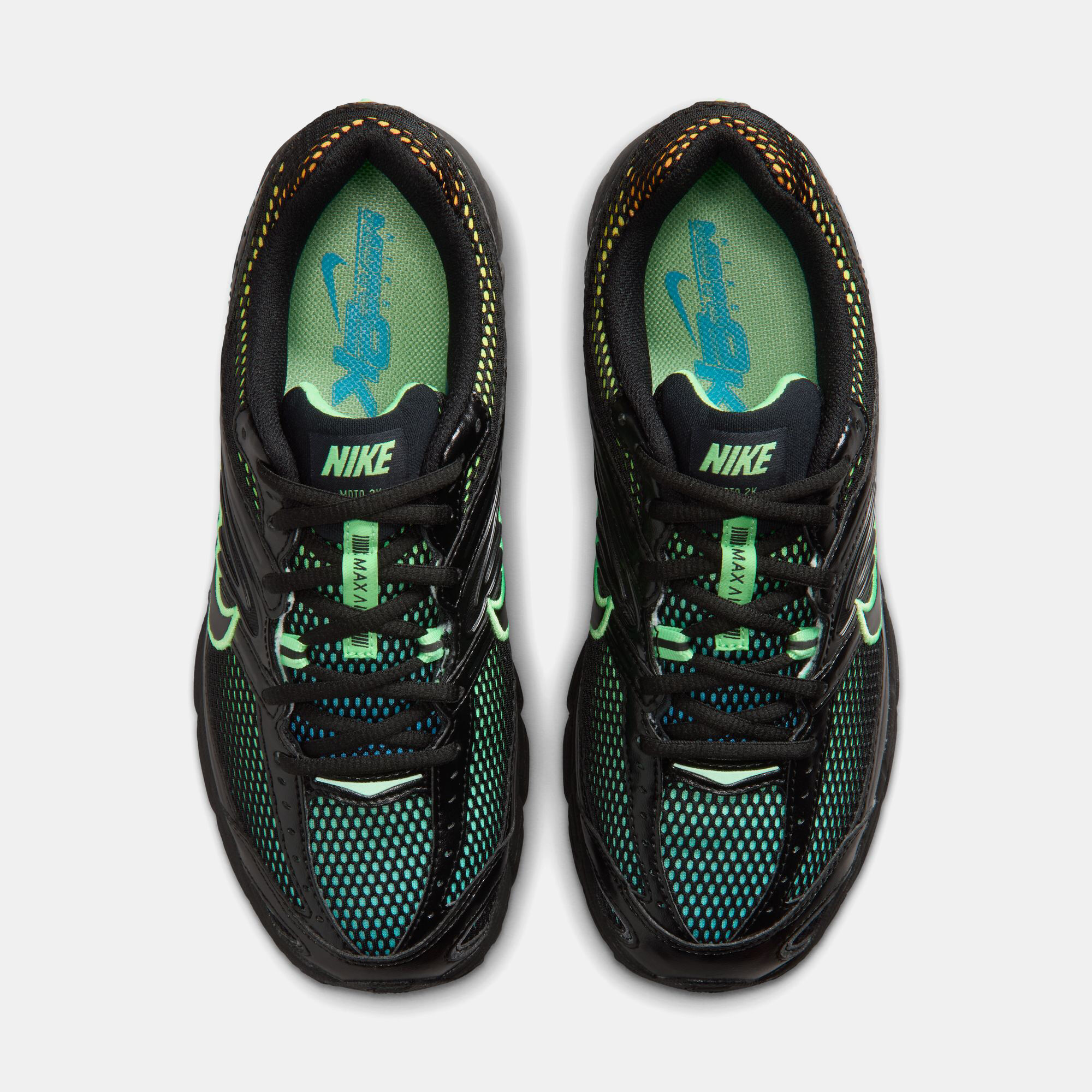 Nike Air Max Moto 2K image number 3