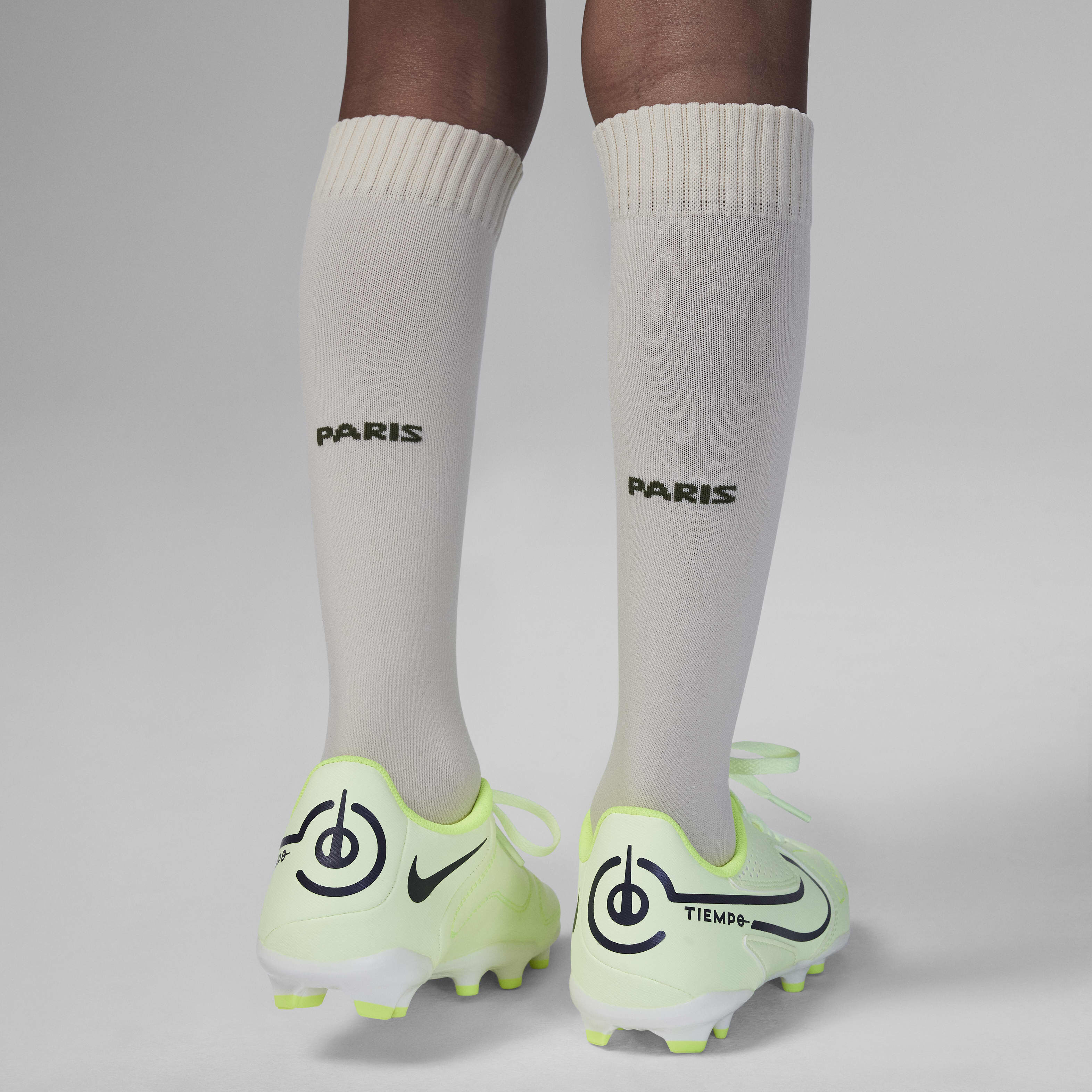 باريس سان جيرمان 2023/24 البديل image number 8