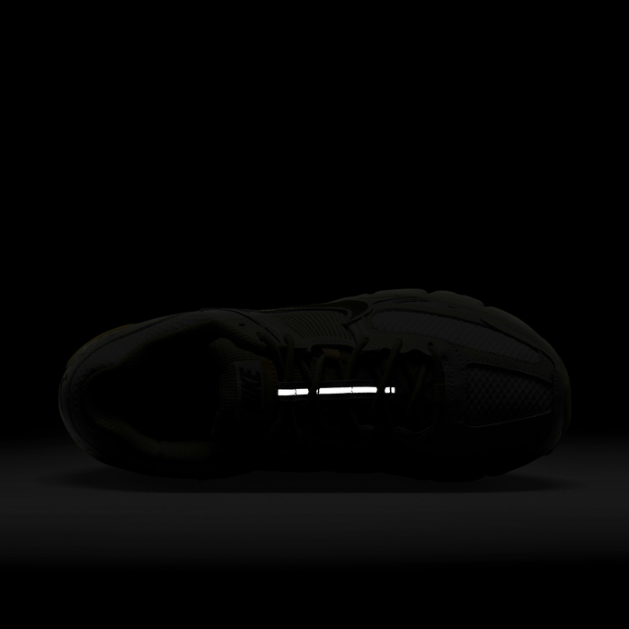 نايكي زووم فوميرو 5 image number 8 نايكي زووم فوميرو 5 image number 8