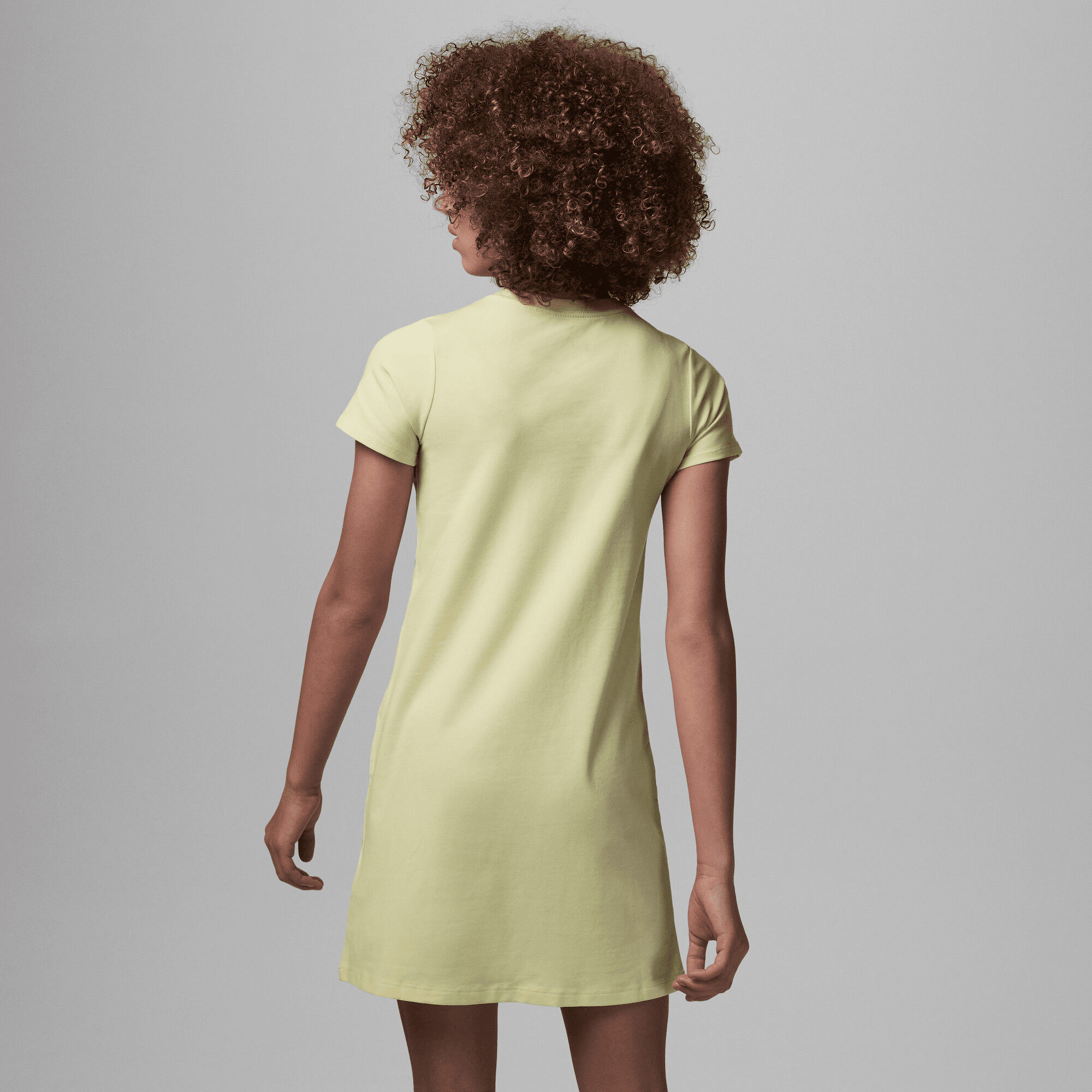 جوردن إسينشالز دريس image number 1