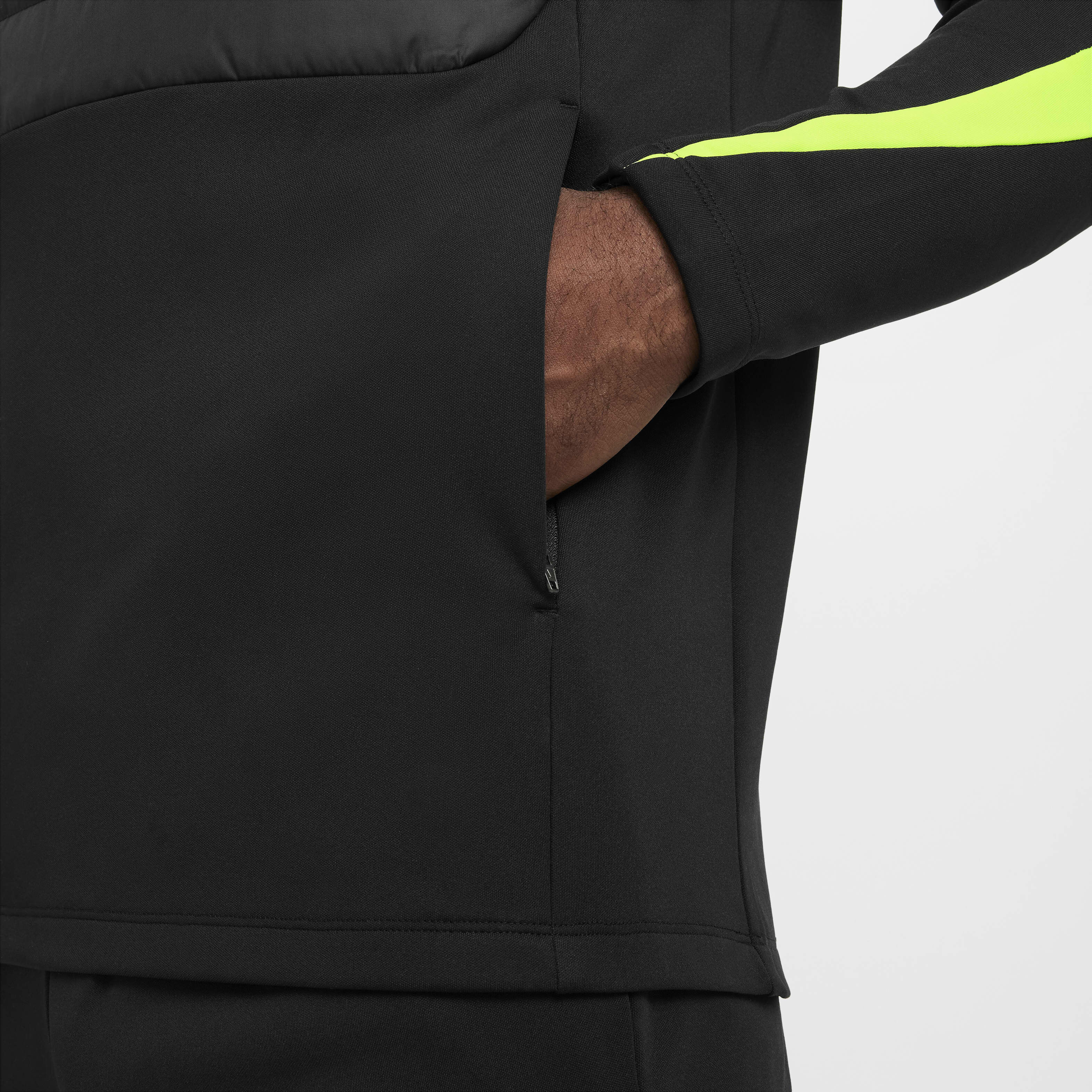 نايكي أكاديمي وينتر وورير image number 3