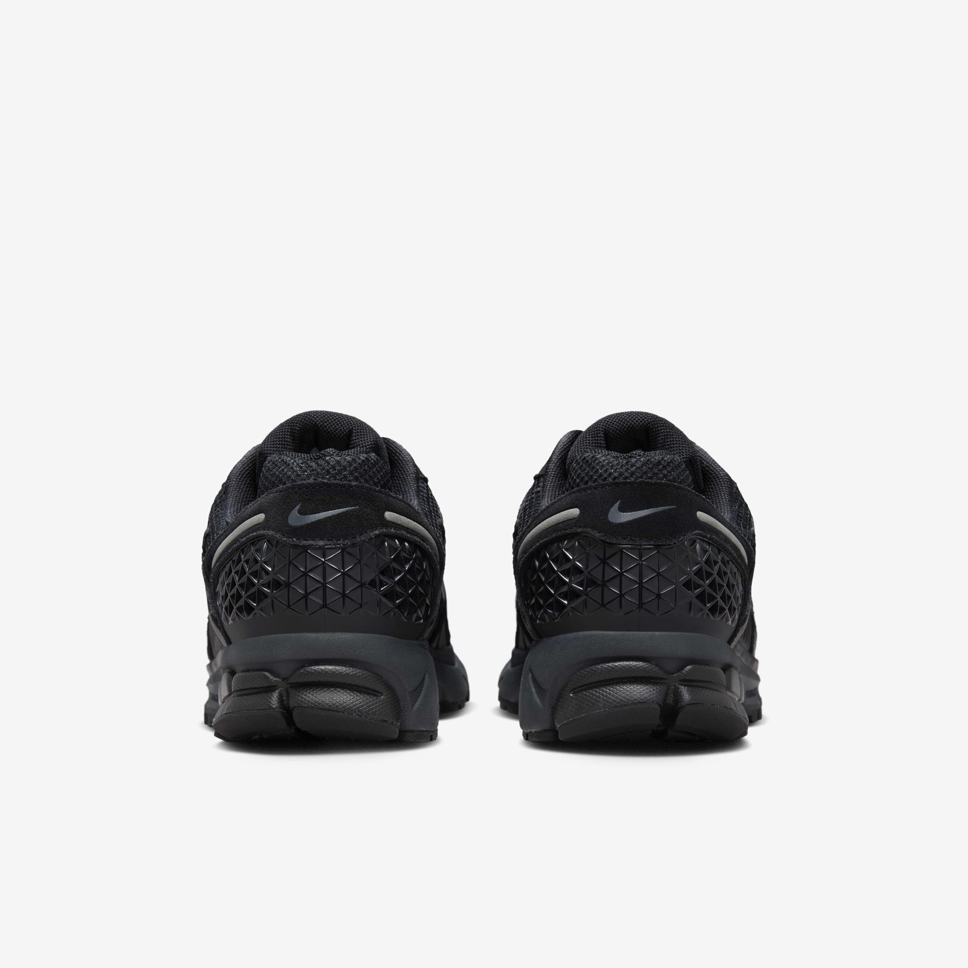 Buy Nike Zoom Vomero 5 Men s Shoes Nike Saudi Official