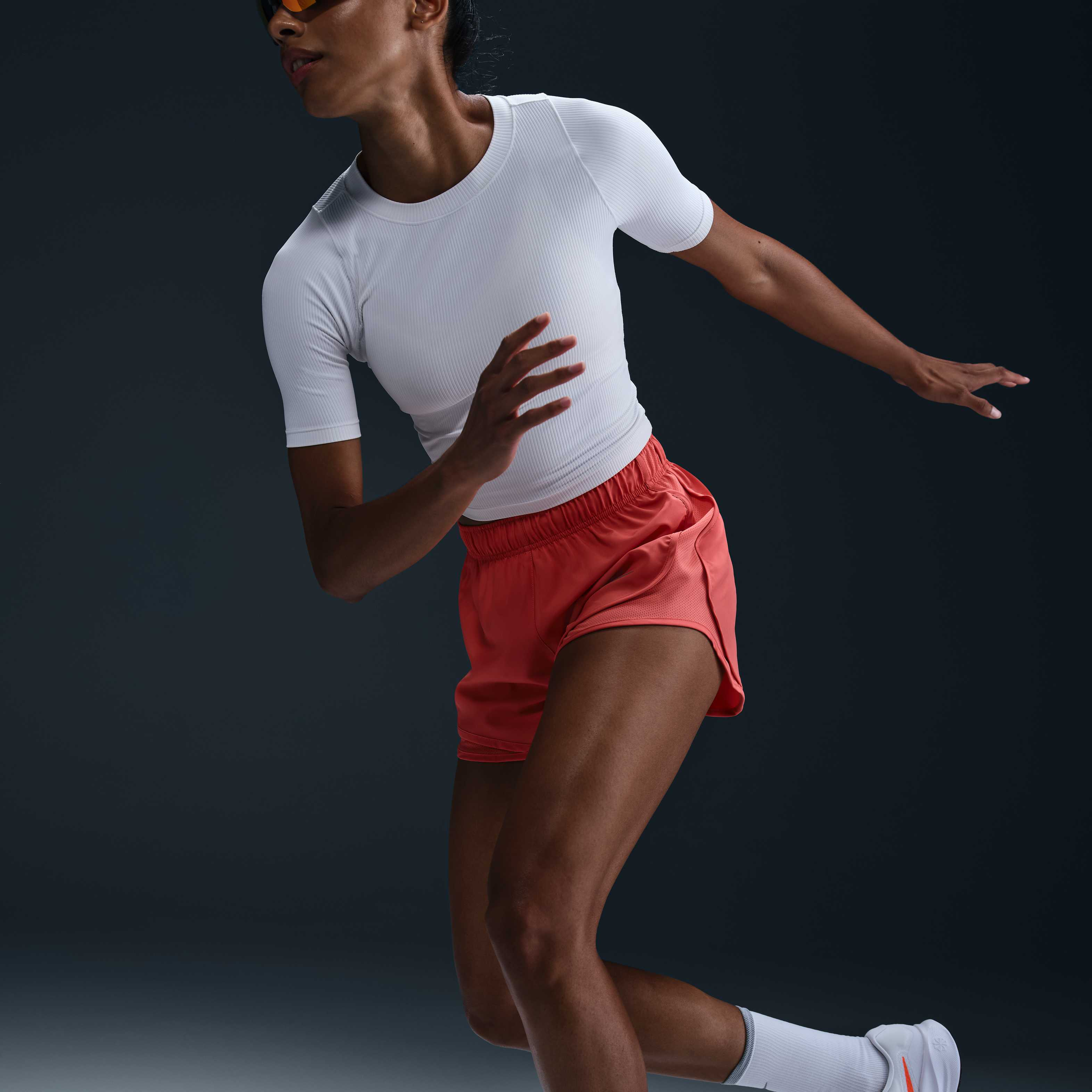 نايكي تيمبو image number 4