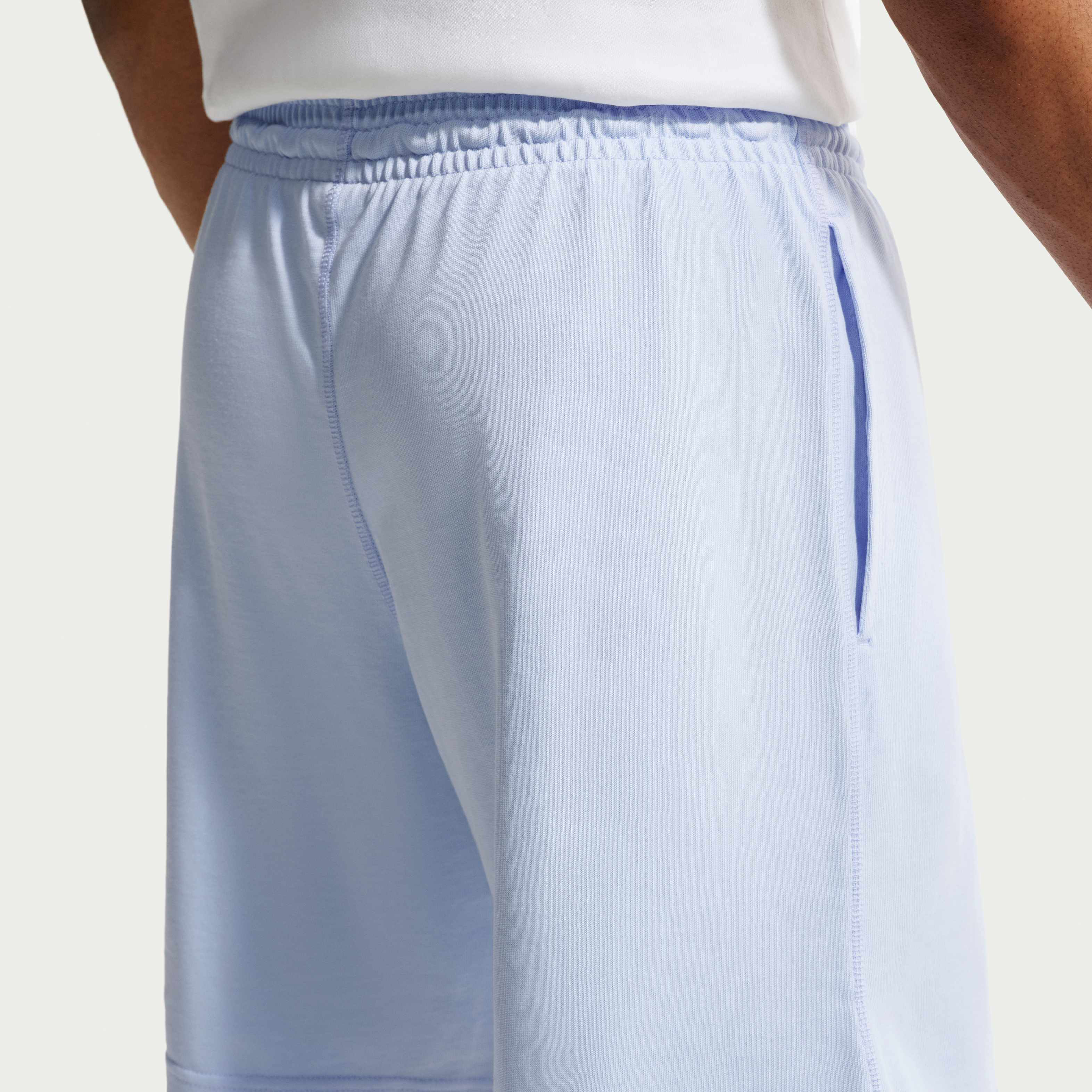 نايكي كلوب image number 2