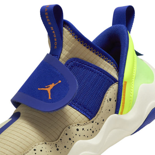 Blue and yellow jordan 23 best sale