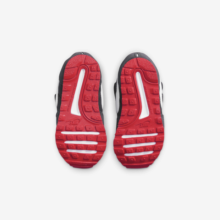 Nike MD Valiant image number 1 Nike MD Valiant image number 1