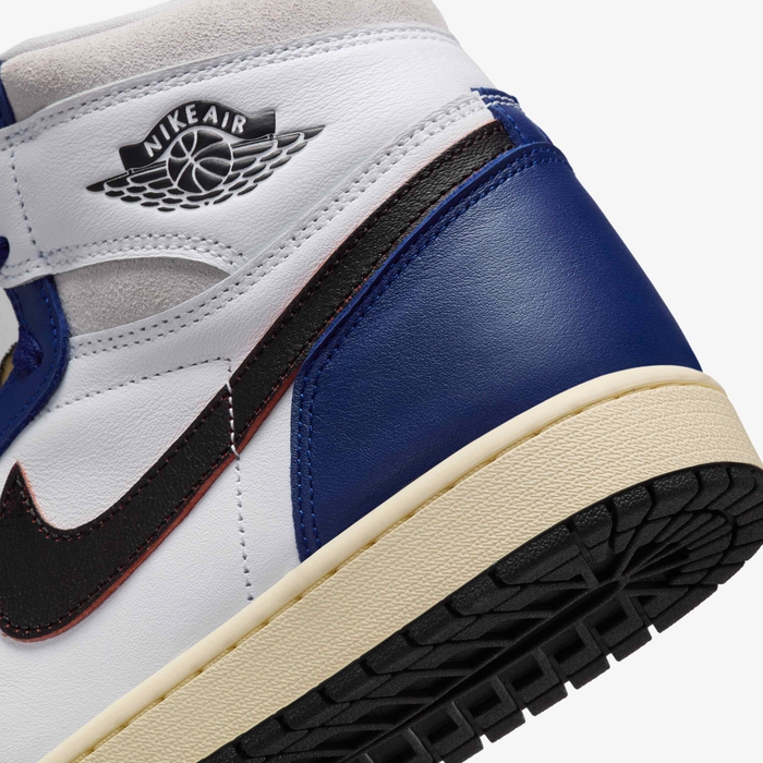 Air Jordan 1 Retro High OG image number 7 Air Jordan 1 Retro High OG image number 7