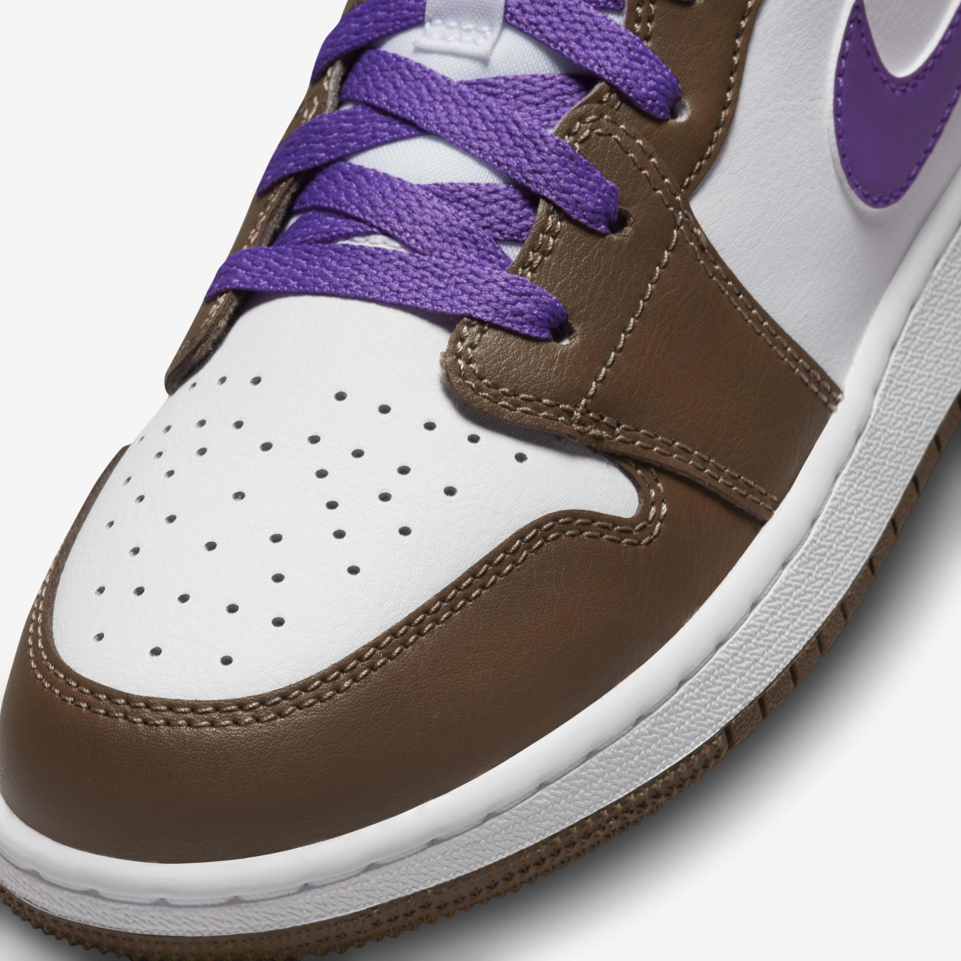 Air Jordan 1 Low image number 6
