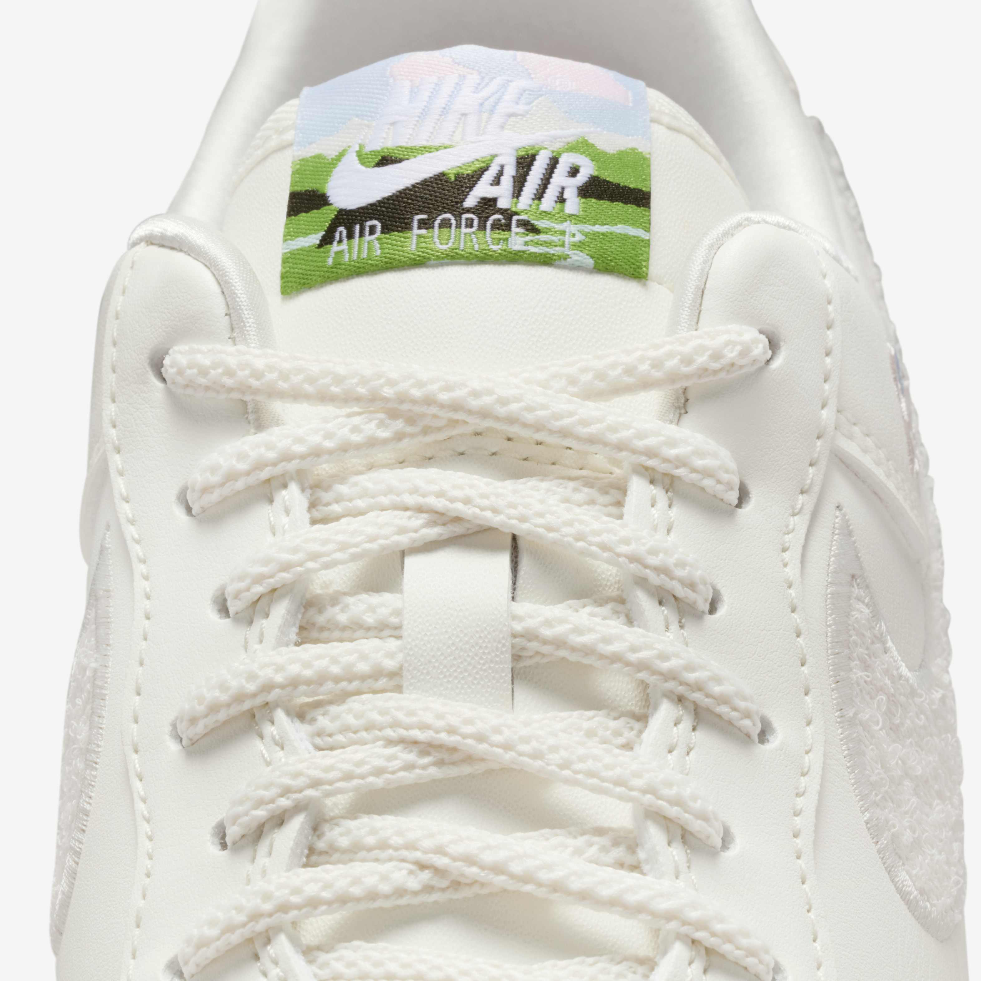 نايكي اير فورس 1 '07 LNY image number 8